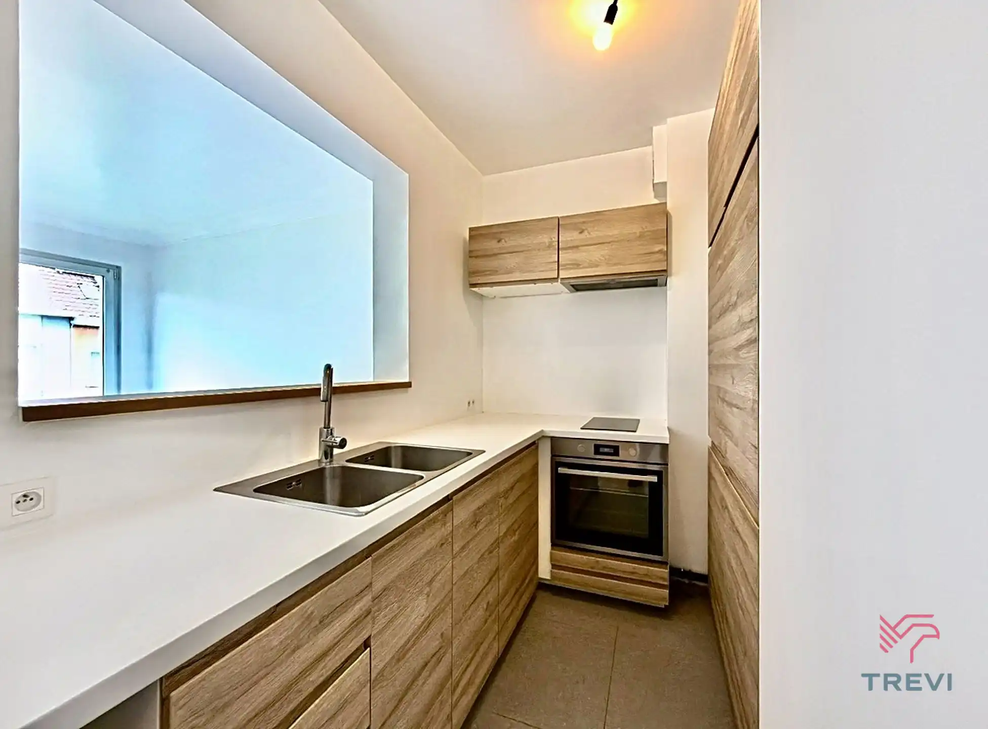 Appartement met 2 slaapkamers en balkon. foto 6