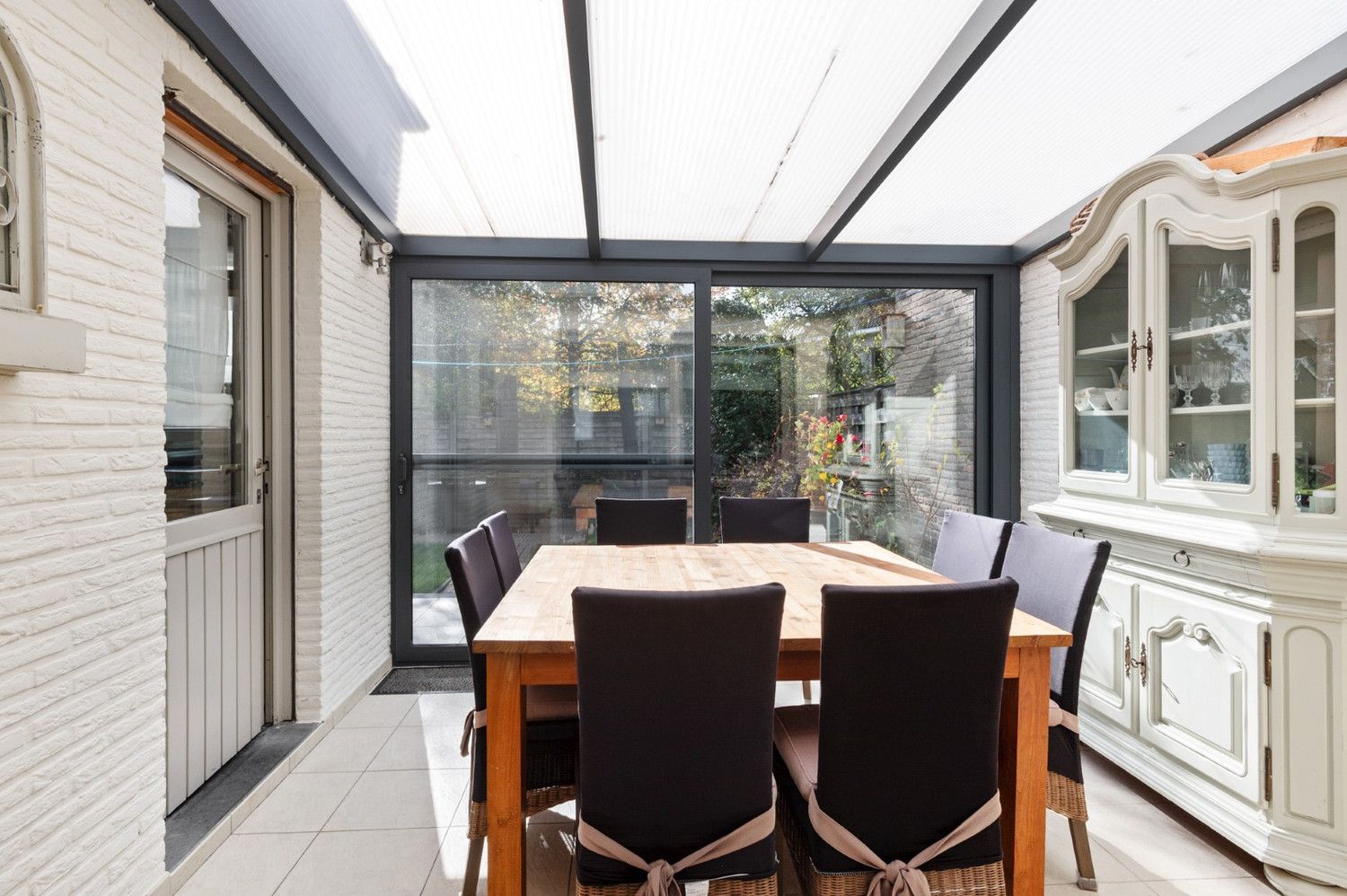 ENERGIEZUINIGE WONING MET 3 SLK, TUIN EN GARAGE! foto 6