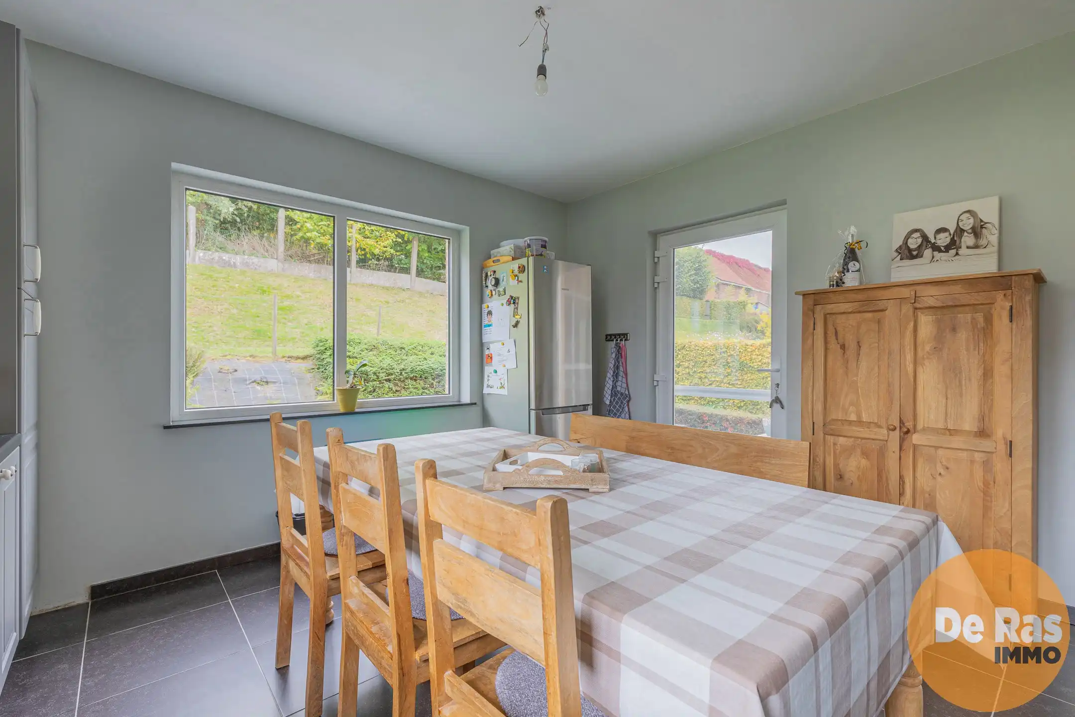 HERZELE- Degelijke open bebouwing met verrassend veel ruimte foto 9