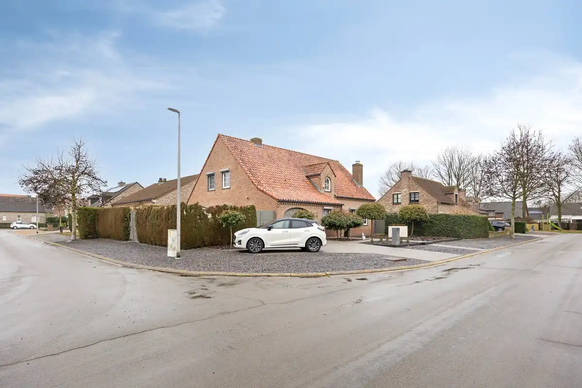 Gezellige, instapklare woning met 4 slaapkamers en prachtige tuin te koop in Mopertingen, Bilzen-Hoeselt foto 32