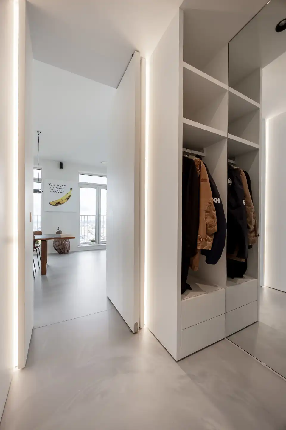 Duplex-penthouse met zicht over de Antwerpse skyline foto 2