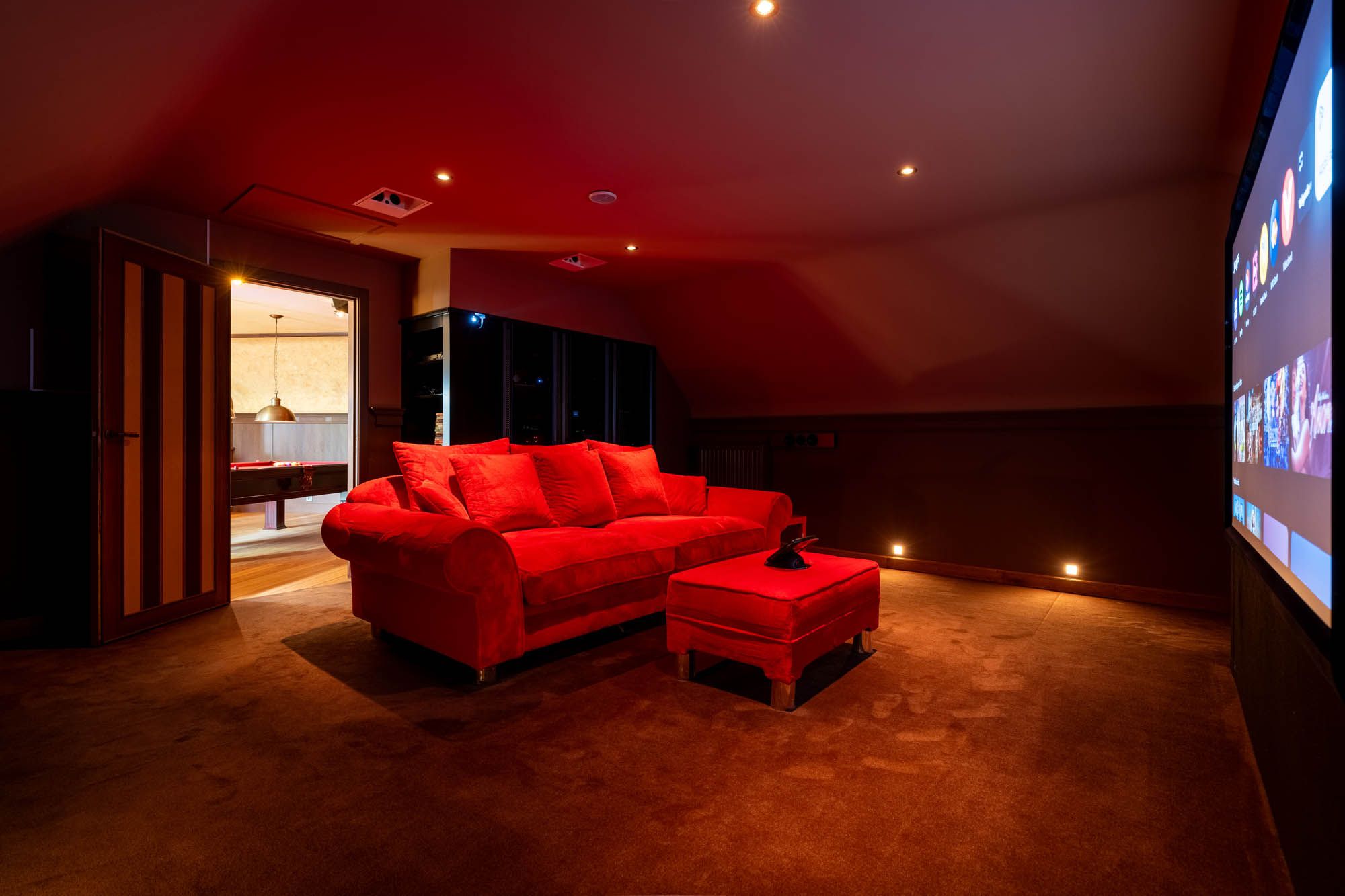Exclusieve villa met wellness, privécinema en zwembad  foto 24