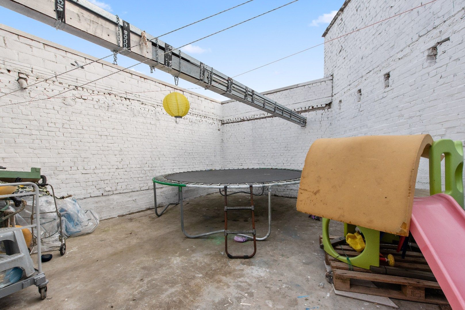 Polyvalente rijwoning met grote handelsruimte te Tienen foto 20