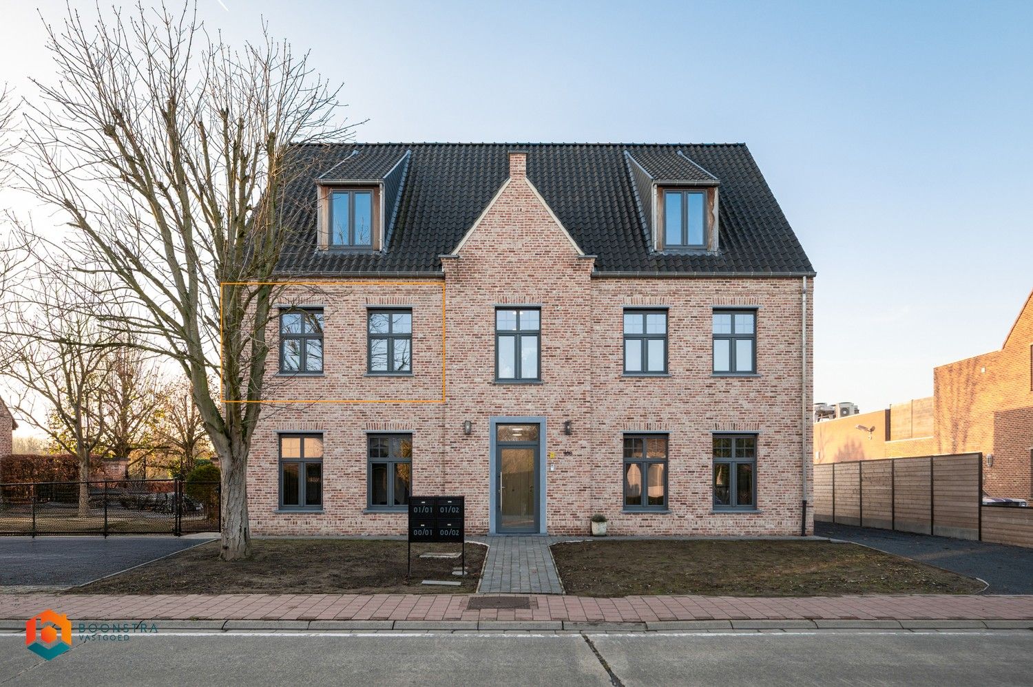 Recent app. met 1 slpkr en ruim terras te Grasheide foto {{pictureIndex}}