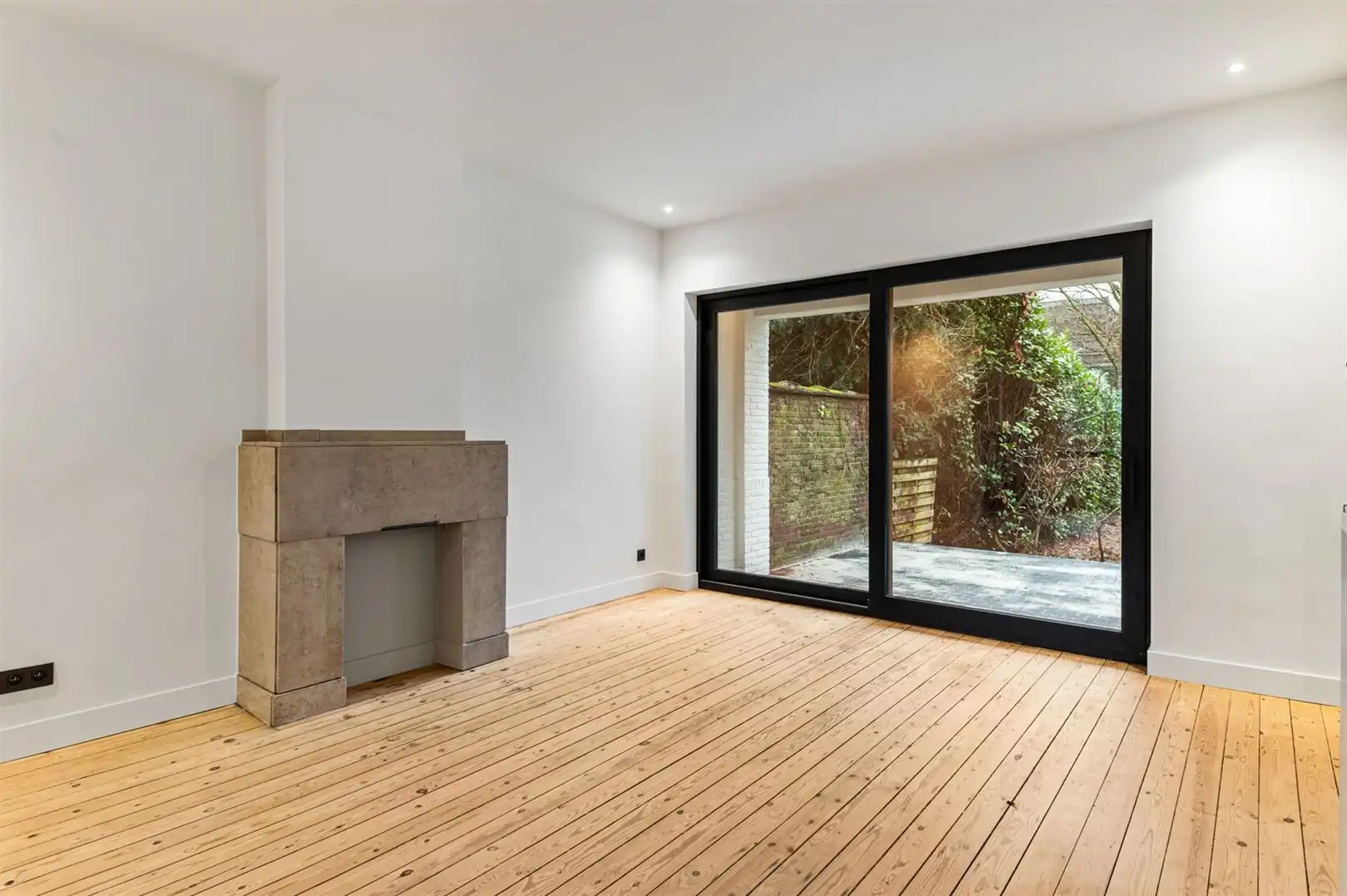 Totaal gerenoveerde woning met 4 à 5 slaapkamers in Ekerse dorpskern. foto 7