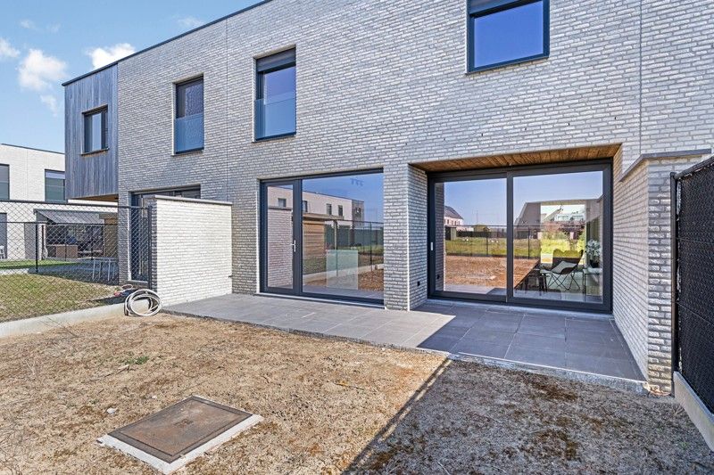 Moderne nieuwbouwwoning op 274 m² TE KOOP in Wakken! foto 28