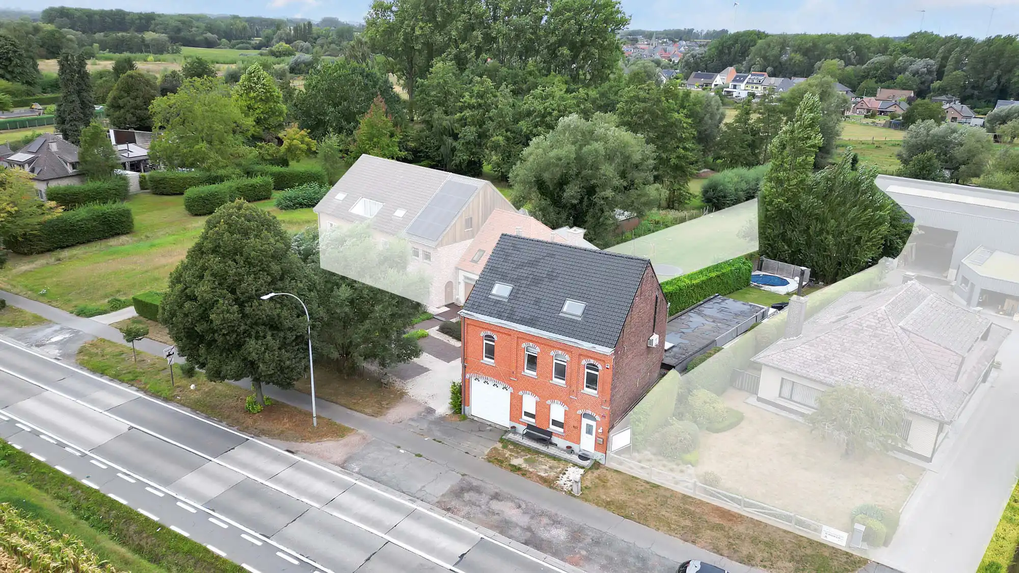 Rustieke woning op strategische ligging foto 2