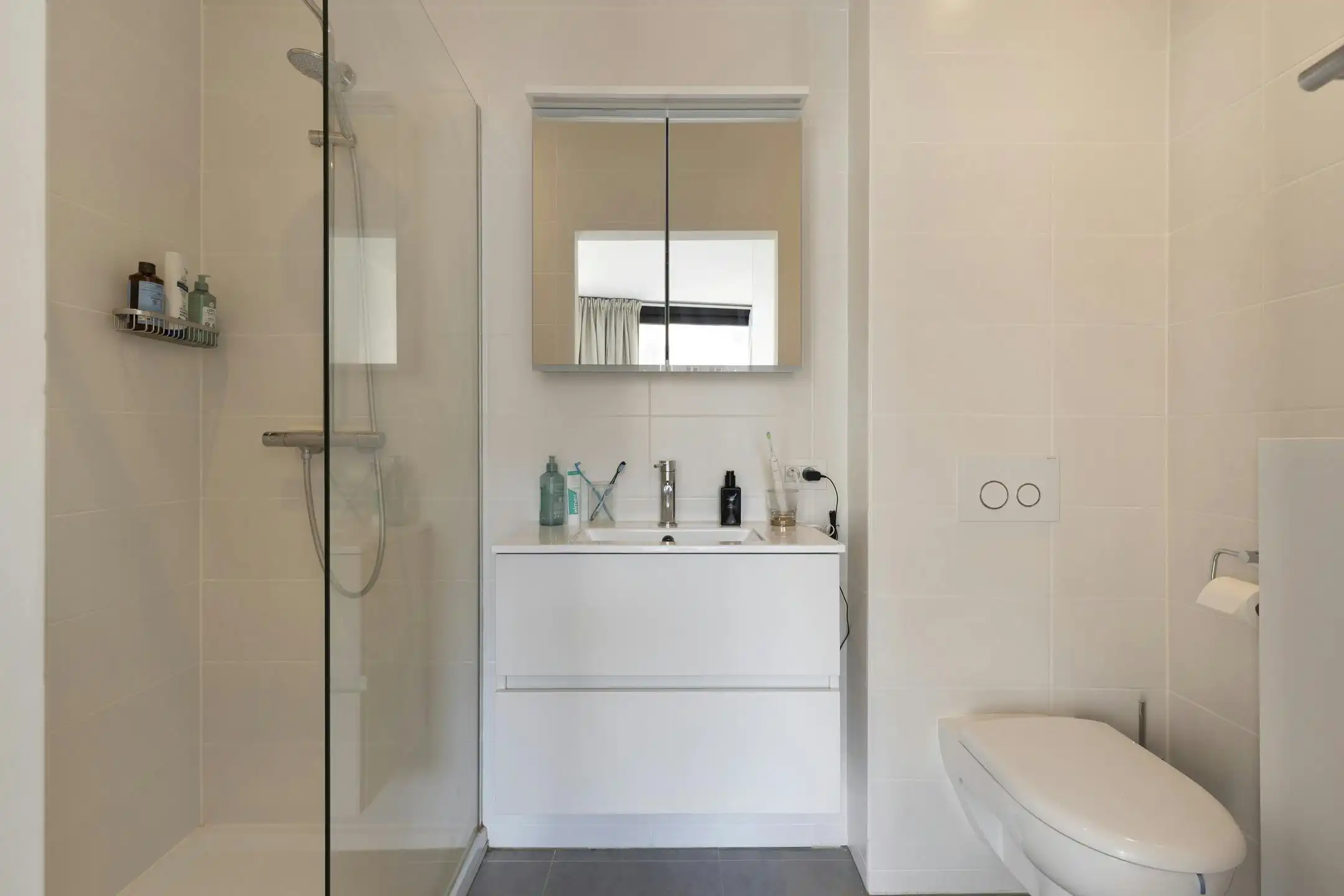 Moderne stadswoning met 2 slaapkamers in hartje Gent te koop foto 9