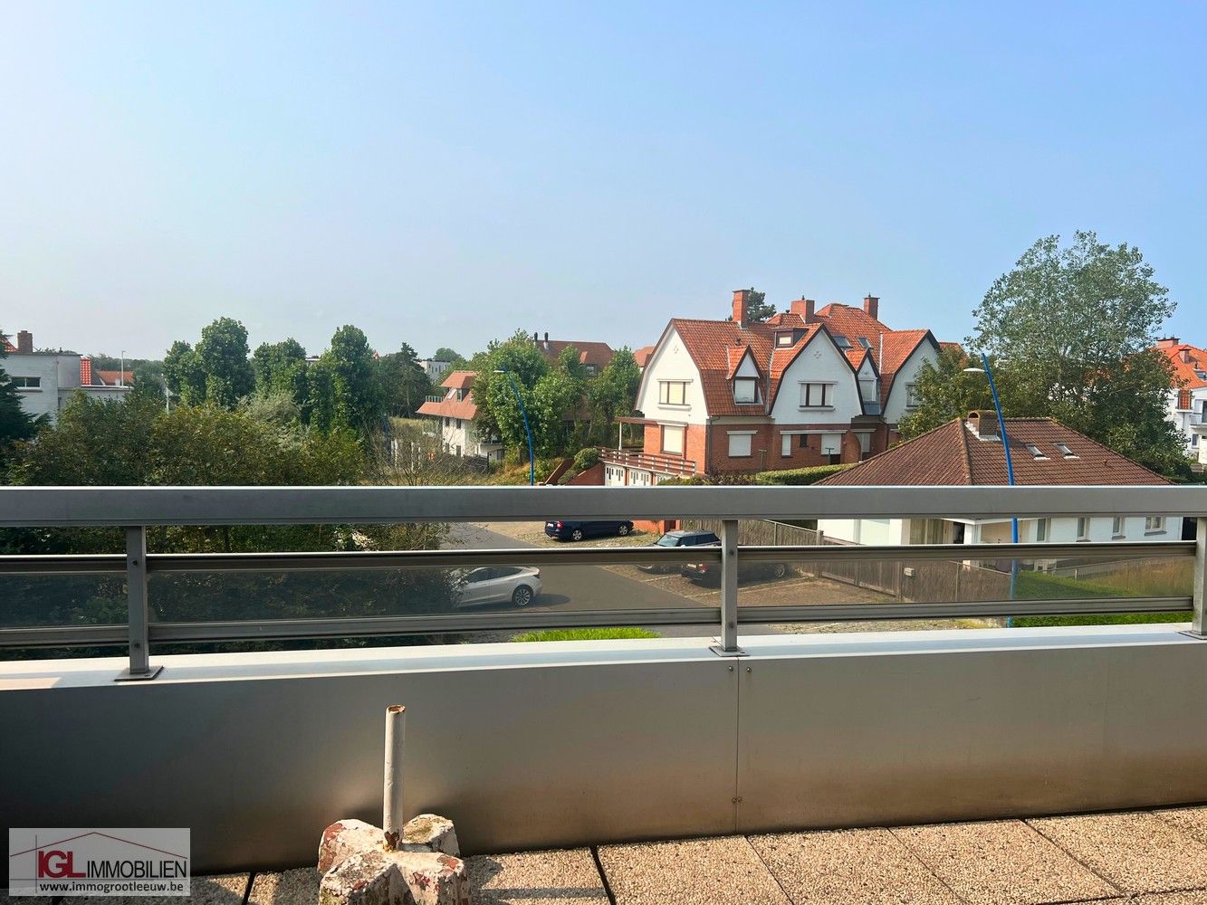 Prachtige Duplex appartement met zonnig terras & staanplaats te koop in Sint-Idesbald foto 11