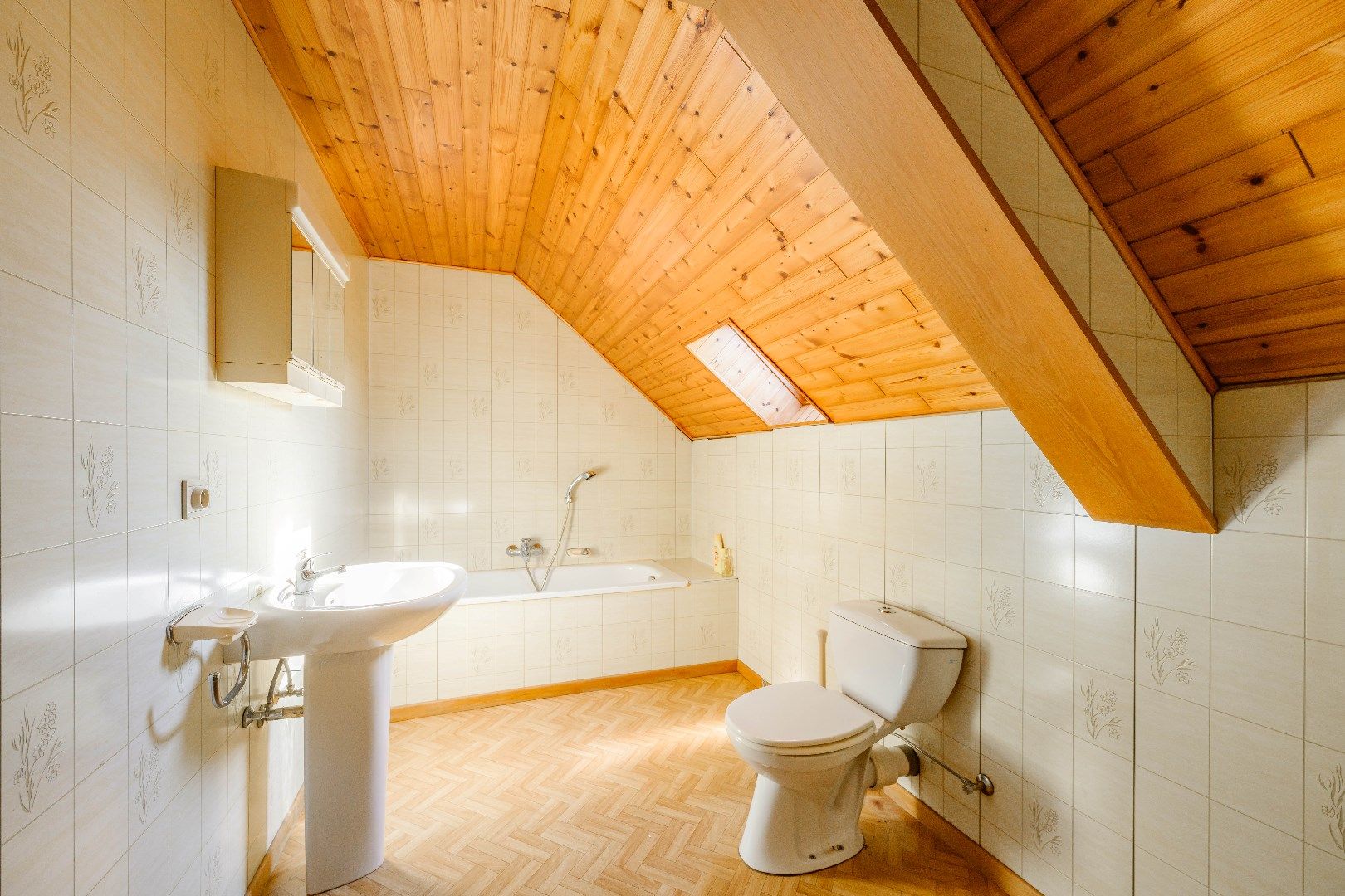 RUSTIG GELEGEN HALF OPEN BEBOUWING OP 692 m² TE OOSTROZEBEKE foto 17