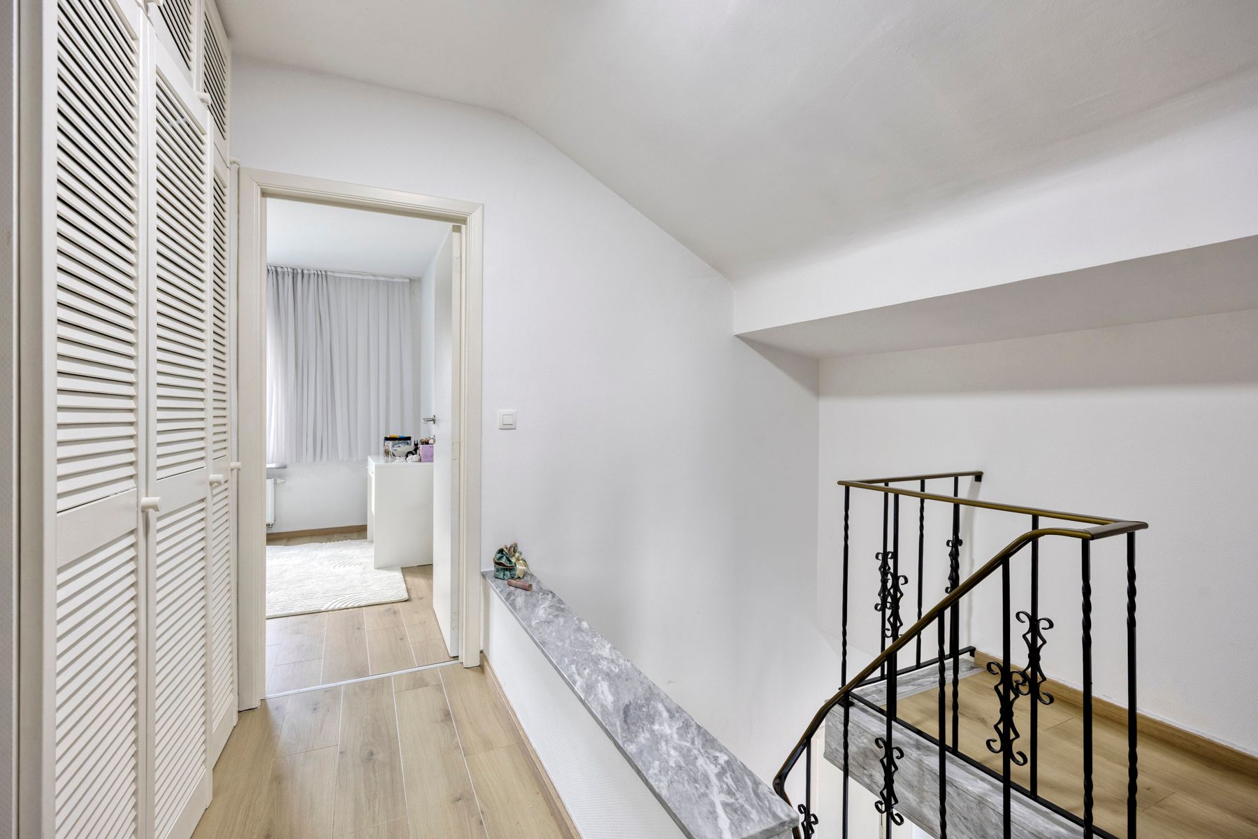 Gerenoveerde driegevelwoning nabij Halle foto 9