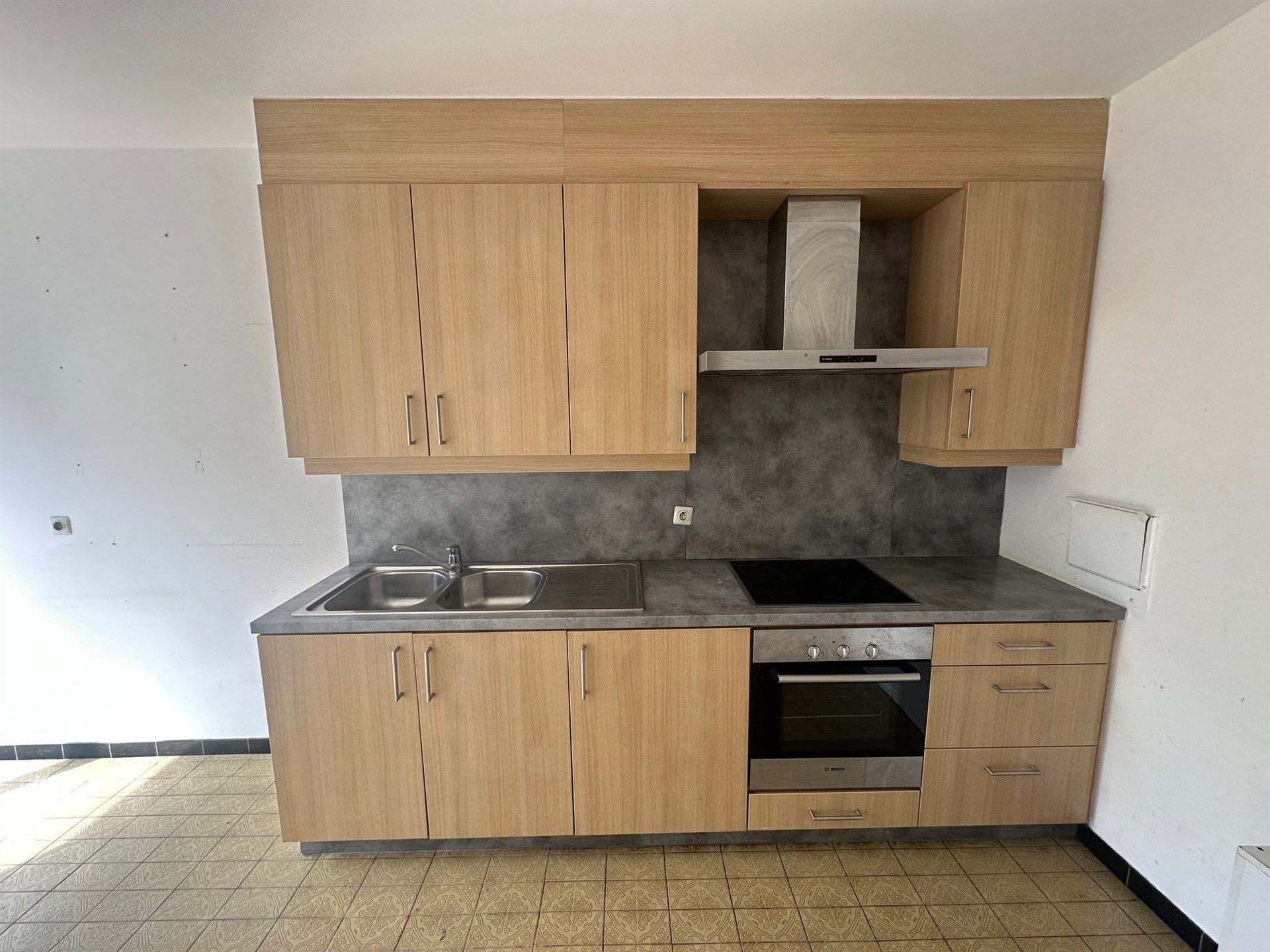 Appartement met 2 slaapkamers op het 3e verdiep met uitzicht over stadspark! foto 7