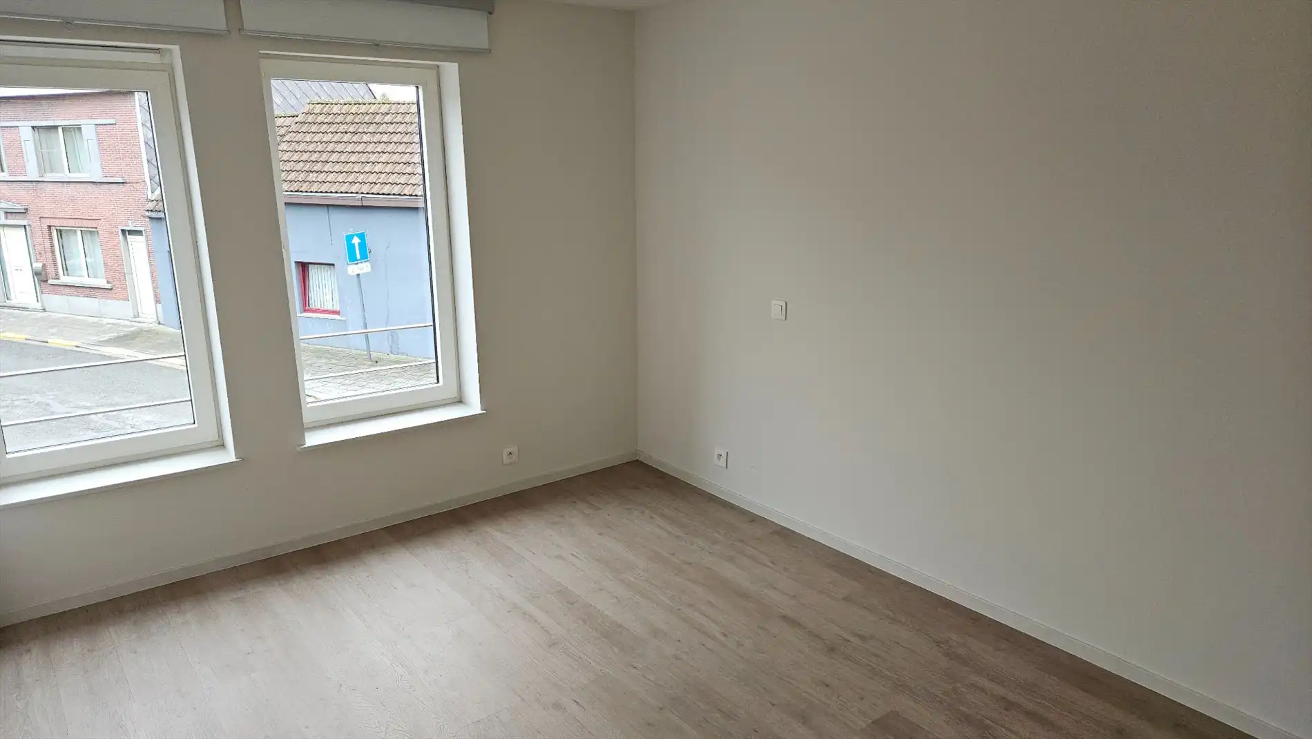 Gerenoveerde woning met 3 slk en terras foto 15
