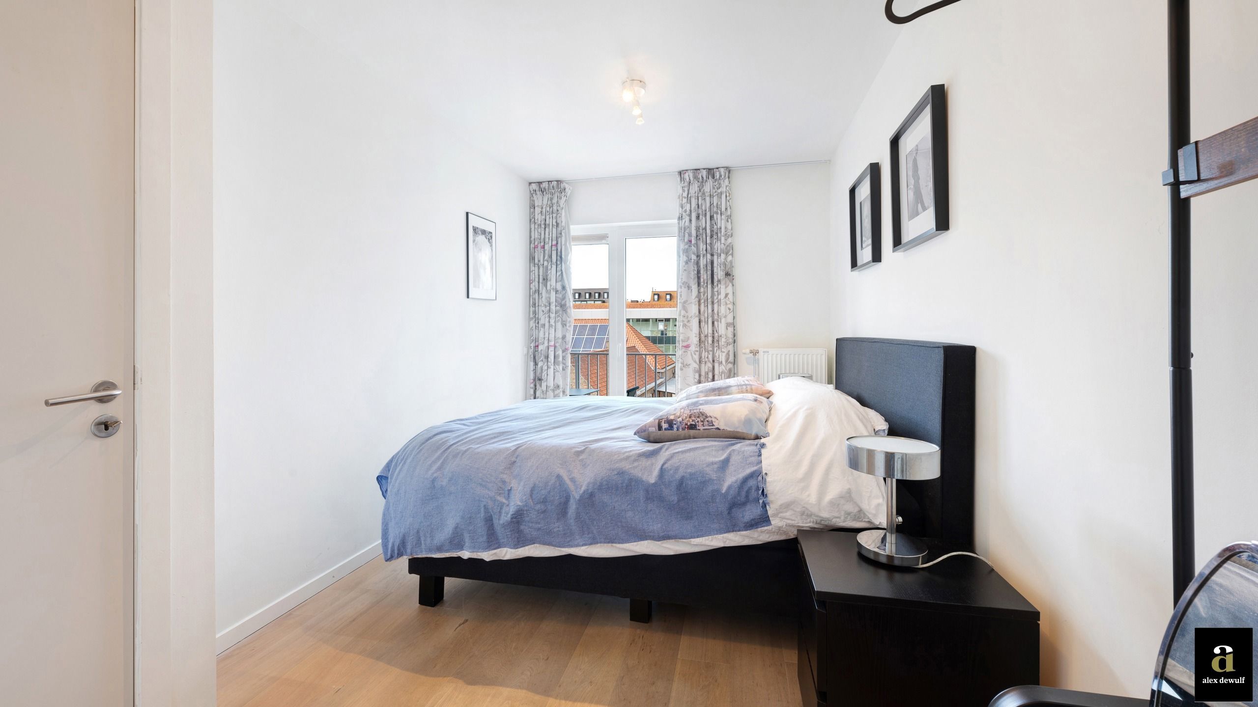 Centraal gelegen appartement in zeer goede staat [Lippenslaan]. foto 17
