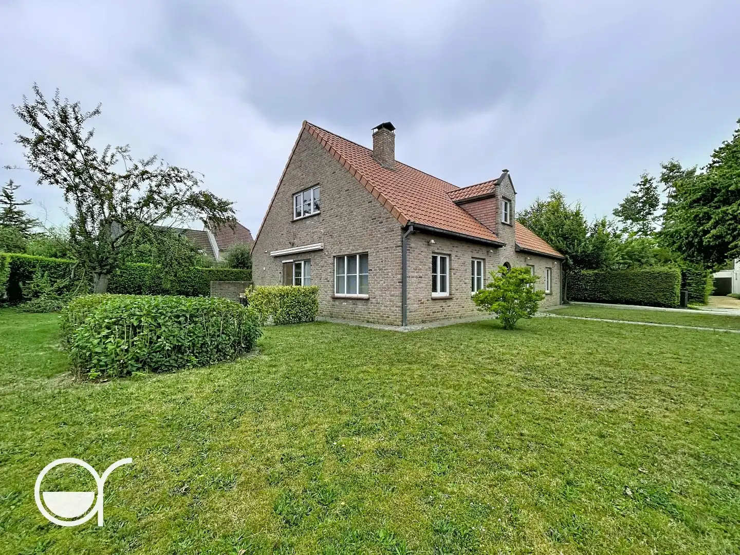Rustig gelegen villa te Latem foto 16