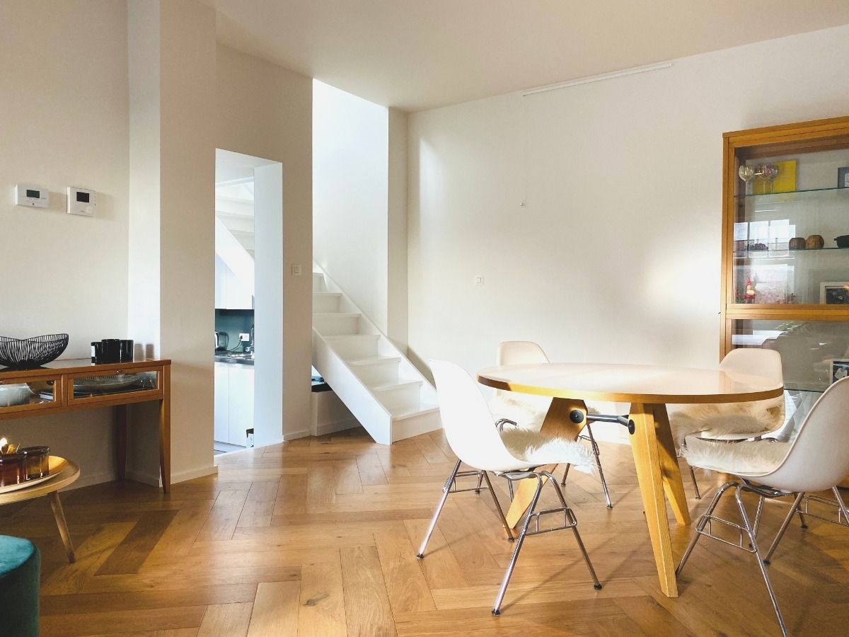 Super design Flat 95 m2 met gesloten garagebox en kelder foto 21