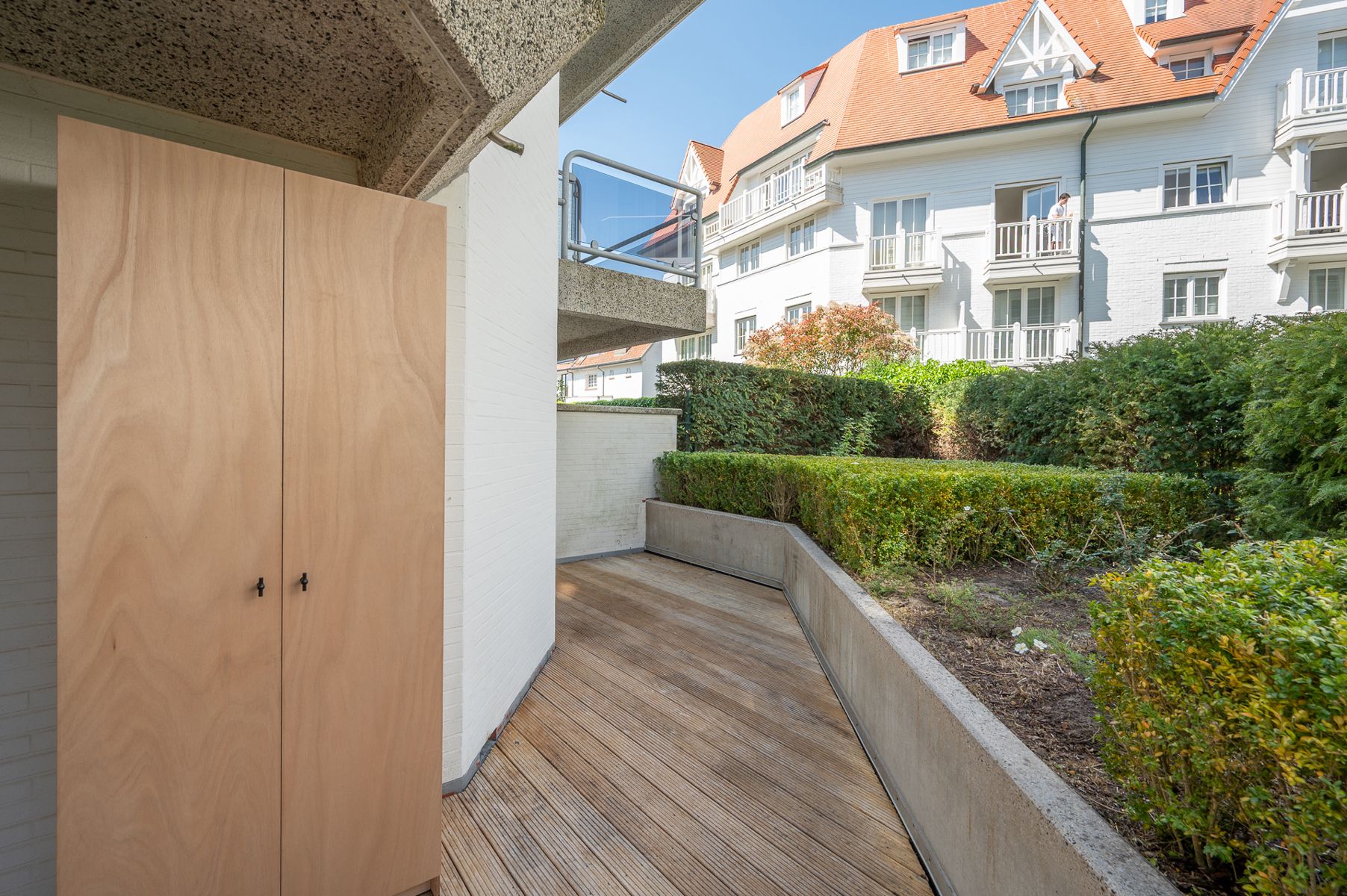 Ongemeubeld, hoekappartement nabij het Albertplein  foto 19