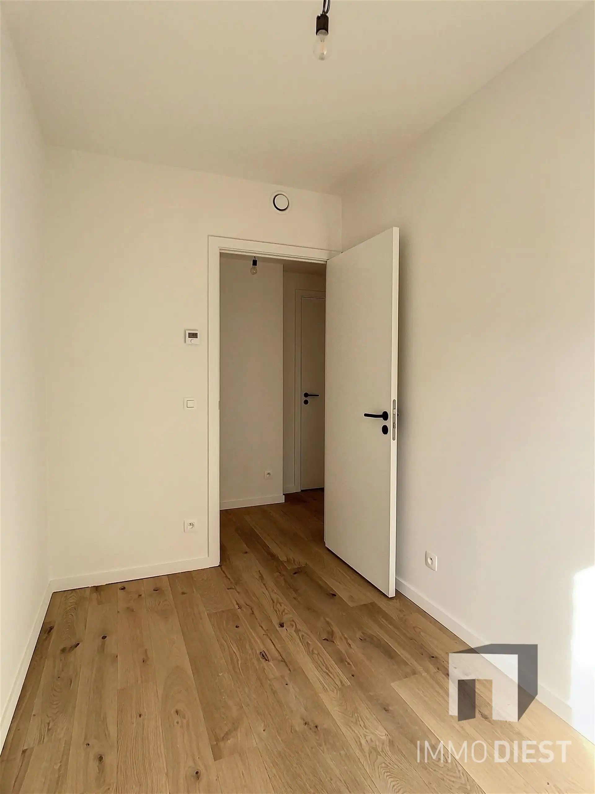 Gelijkvloers appartement met 3 slaapkamers, 2 terrassen en parking foto 14
