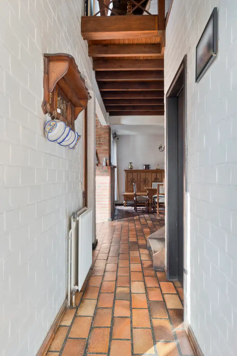 Villa met 5 slaapkamers, tuin en dubbele garage foto 9