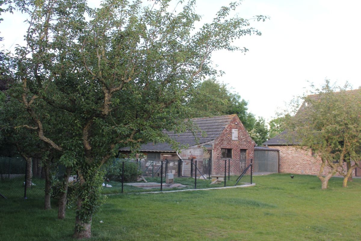 Hoevetje met residentiële woning en stallen te koop op 1 ha te Staden en Hooglede foto 4