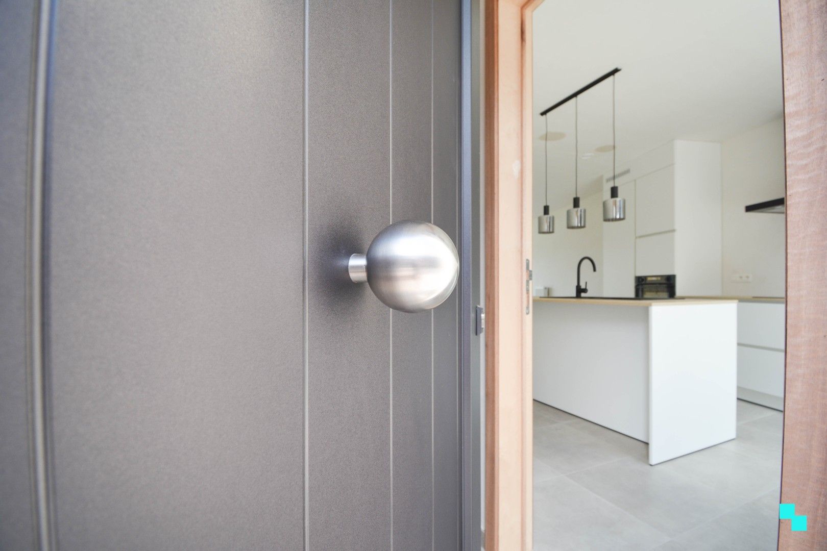 Verrassend ruime nieuwbouwwoning in centrum Aartrijke foto 10