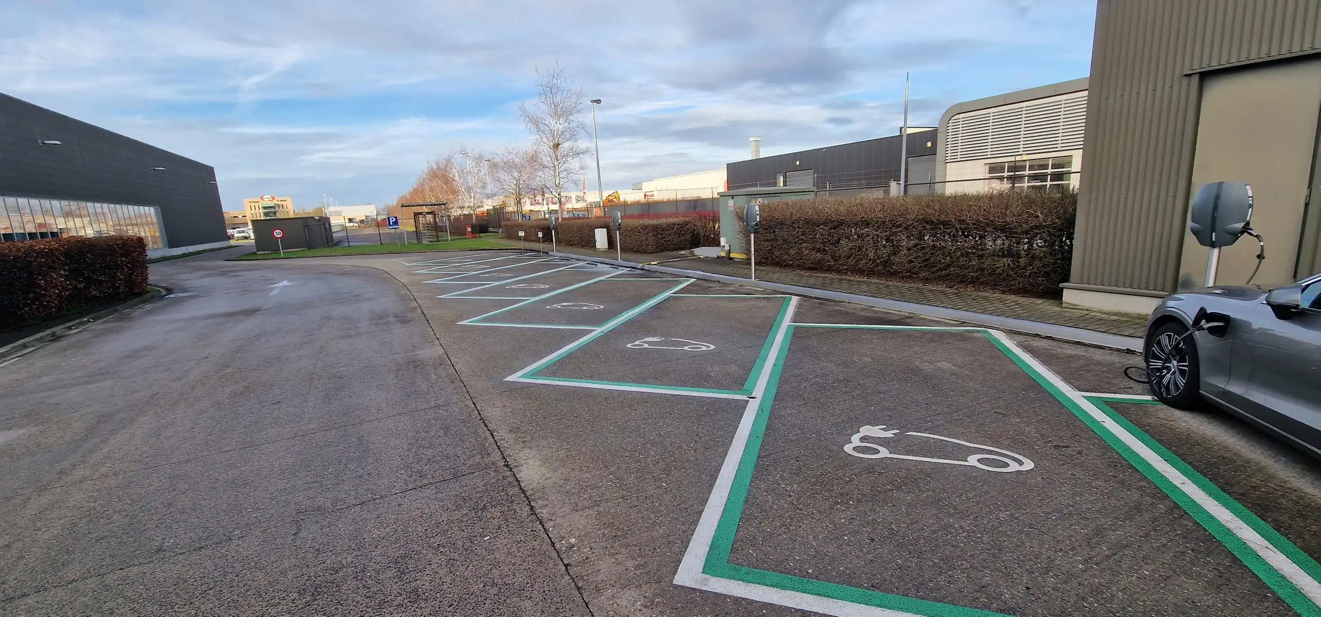 Logistiek Hub 3000+7000 m2 E17-E40 foto 35