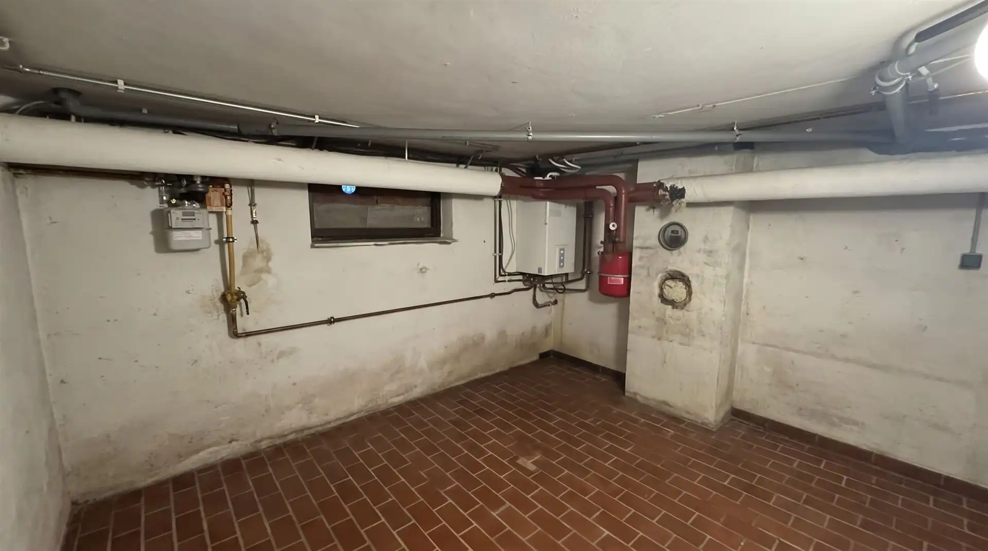 Vrijstaande gelijkvloerse woning op een perceel van 18a30ca. foto 43