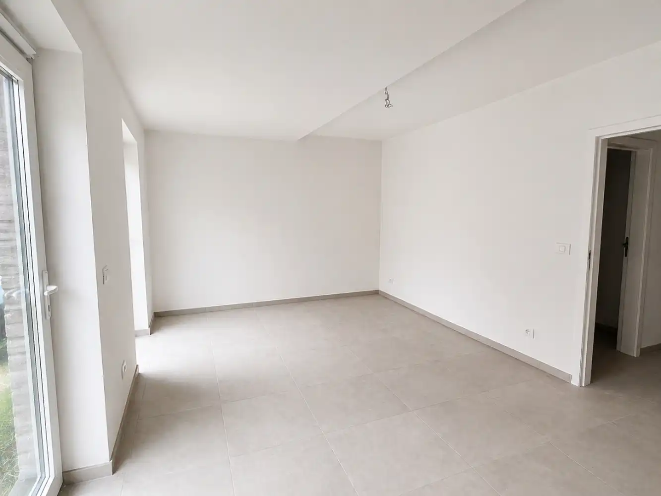 Nieuwbouwwoning met 4 slaapkamers in Mariakerke foto 5