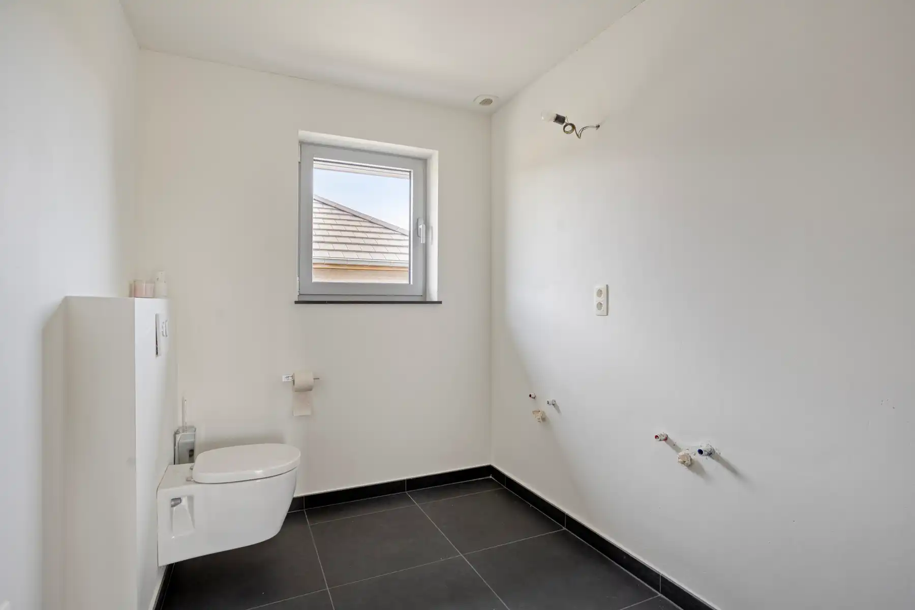 Ruime woning met 4 slaapkamers op landelijke ligging foto 25