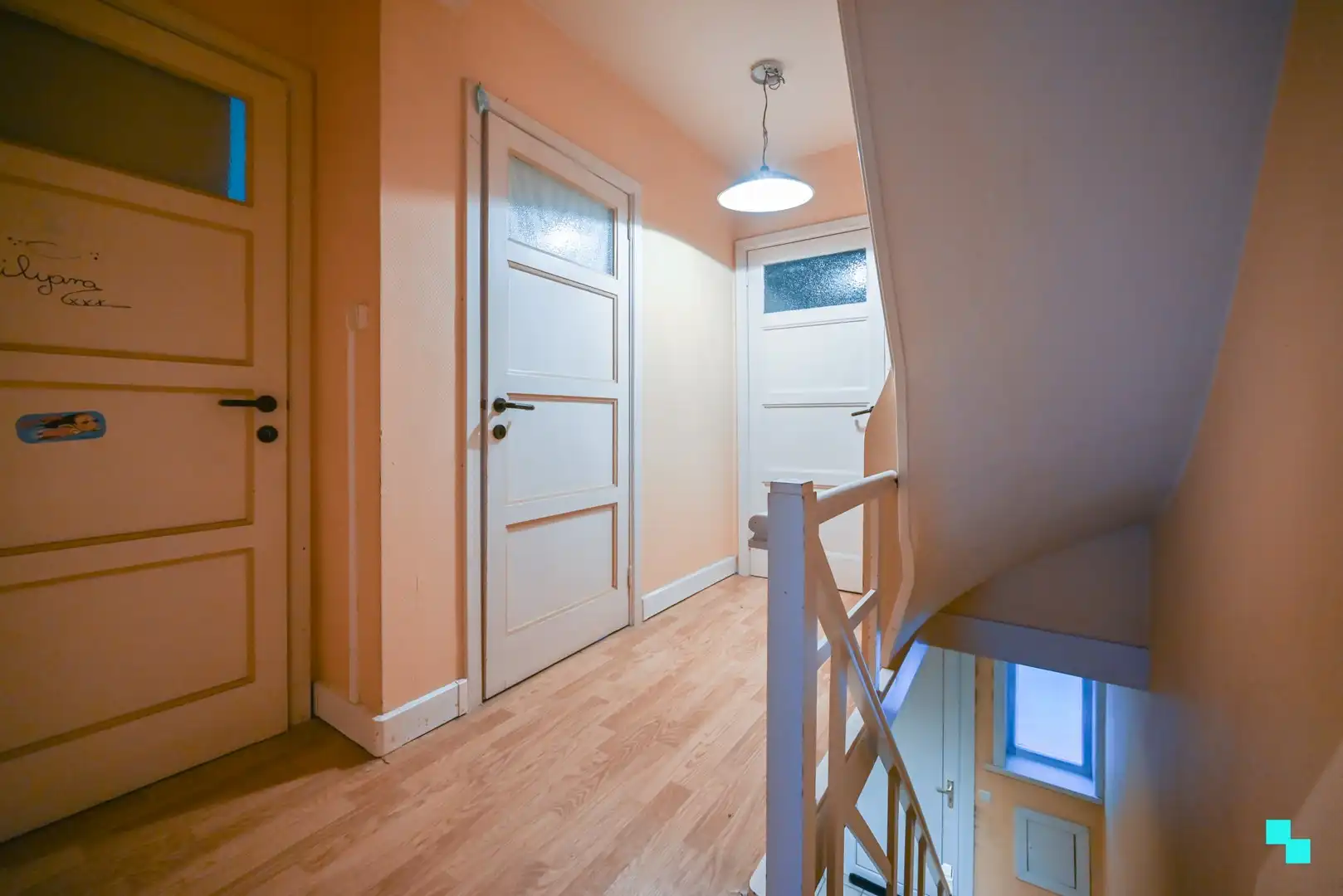 Halfopen bebouwing met garage nabij centrum Izegem foto 28