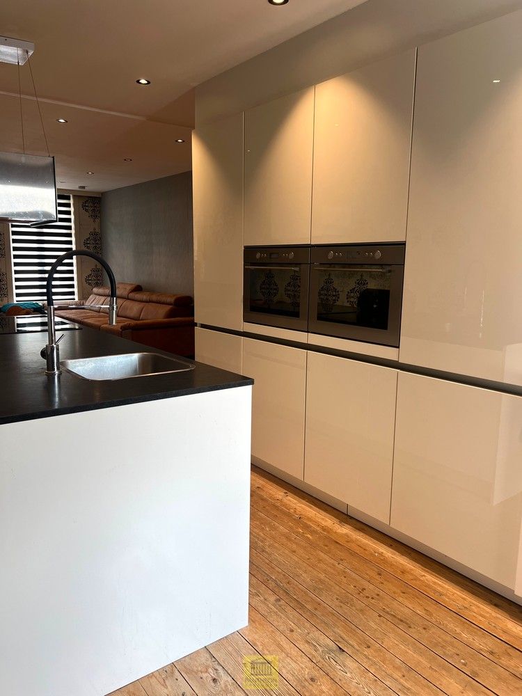 Uitzonderlijk pand met veel mogelijkheden foto 11