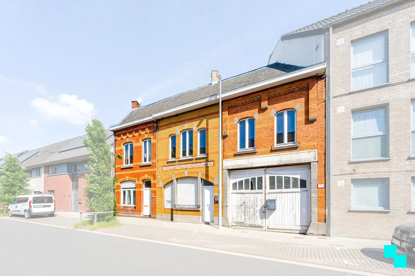 Opbrengsteigendom met twee woningen en loods - Roeselare foto 4
