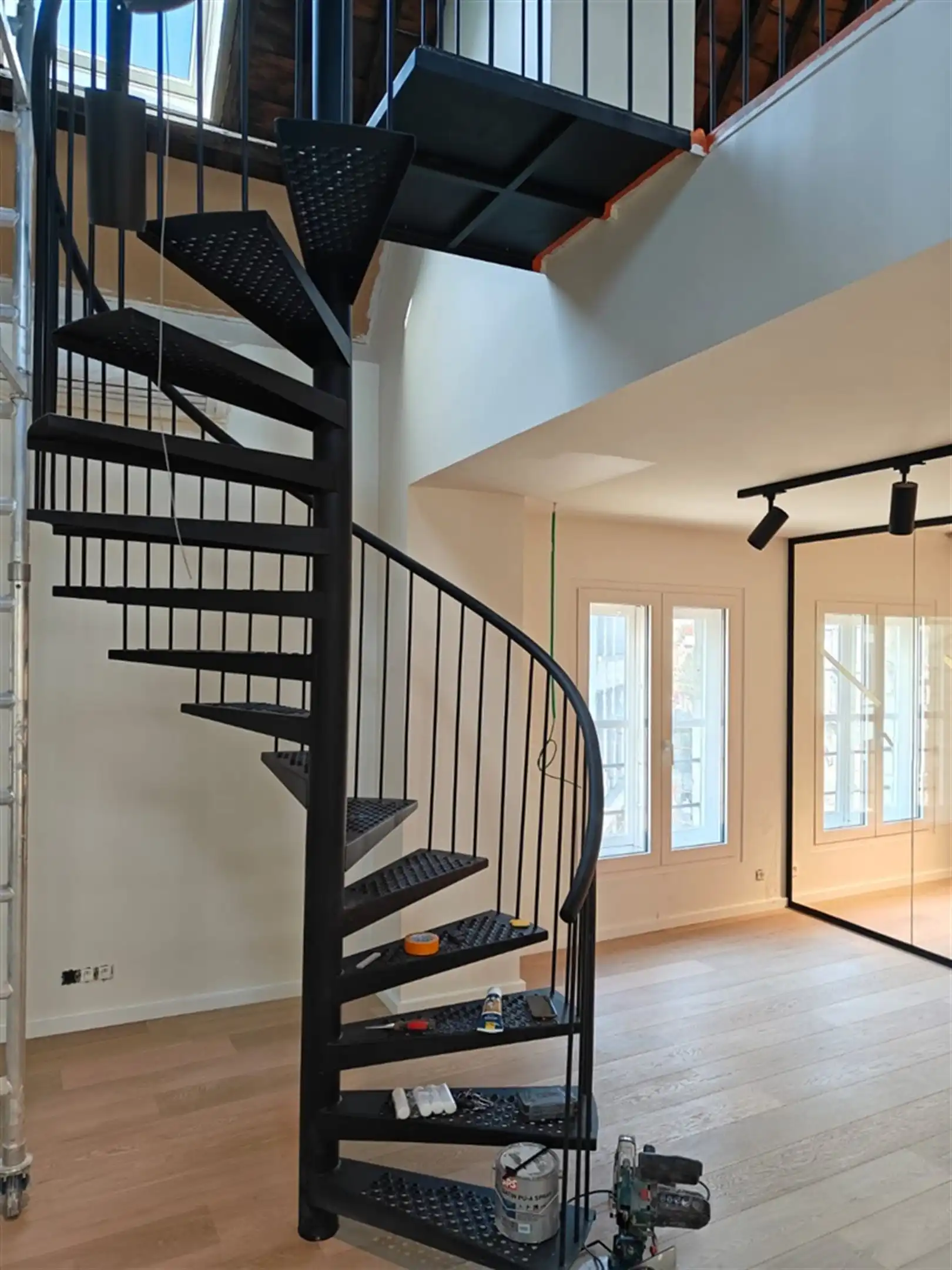 Gerenoveerd kantoor/showroom op toplocatie foto 7