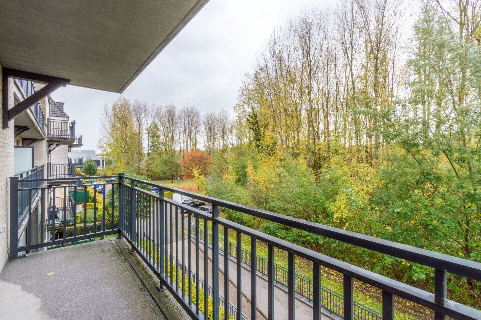 Een recent en mooi afgewerkt appartement te Halle! foto 11