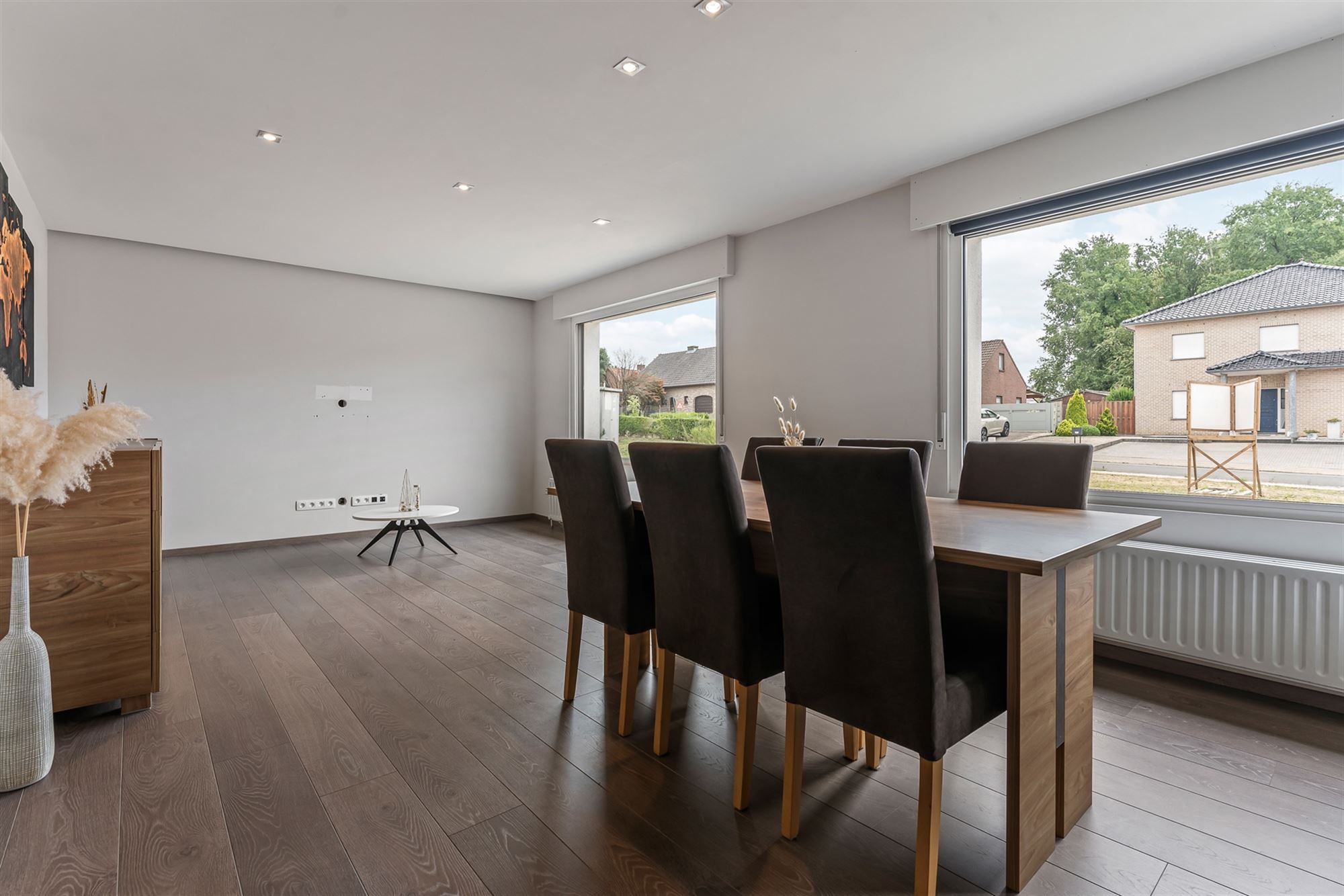 VOLLEDIG GERENOVEERDE WONING MET 2 SLAAPKAMERS GELEGEN OP EEN RUIM PERCEEL VAN 12A10CA TE BERKENBOS IN HEUSDEN-ZOLDER foto 5