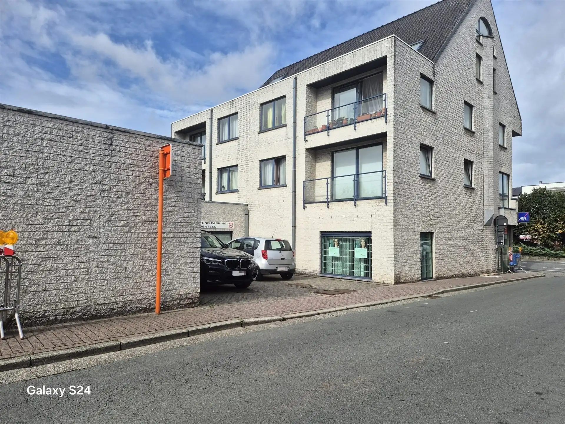 Ruim handelspand te huur – voormalig bankkantoor.  foto 19