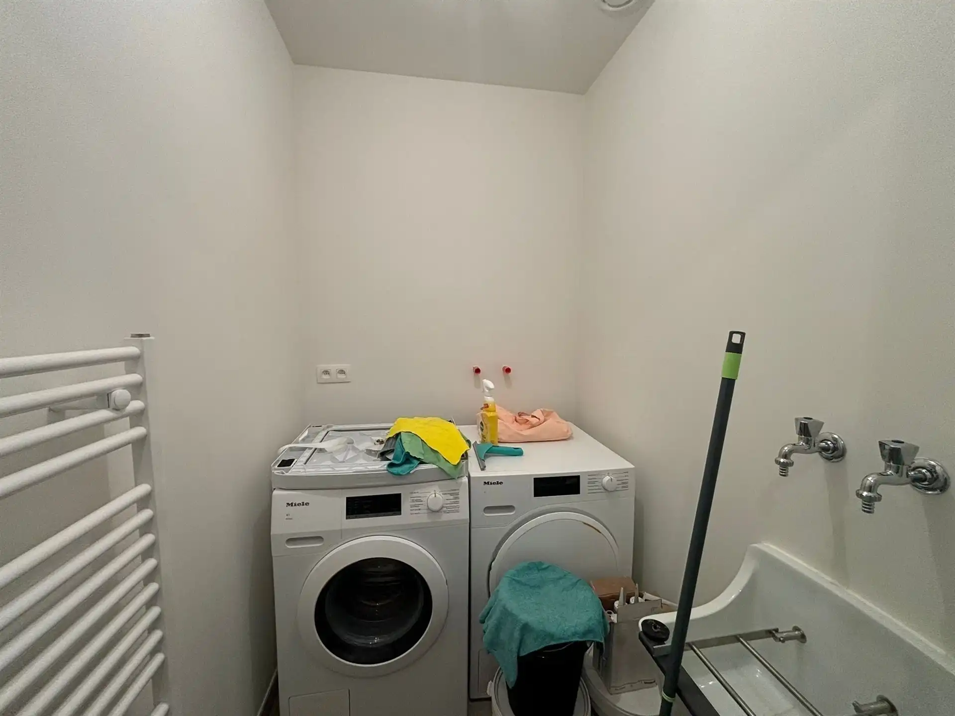 Nieuwbouw appartement nabij het centrum en park! foto 18