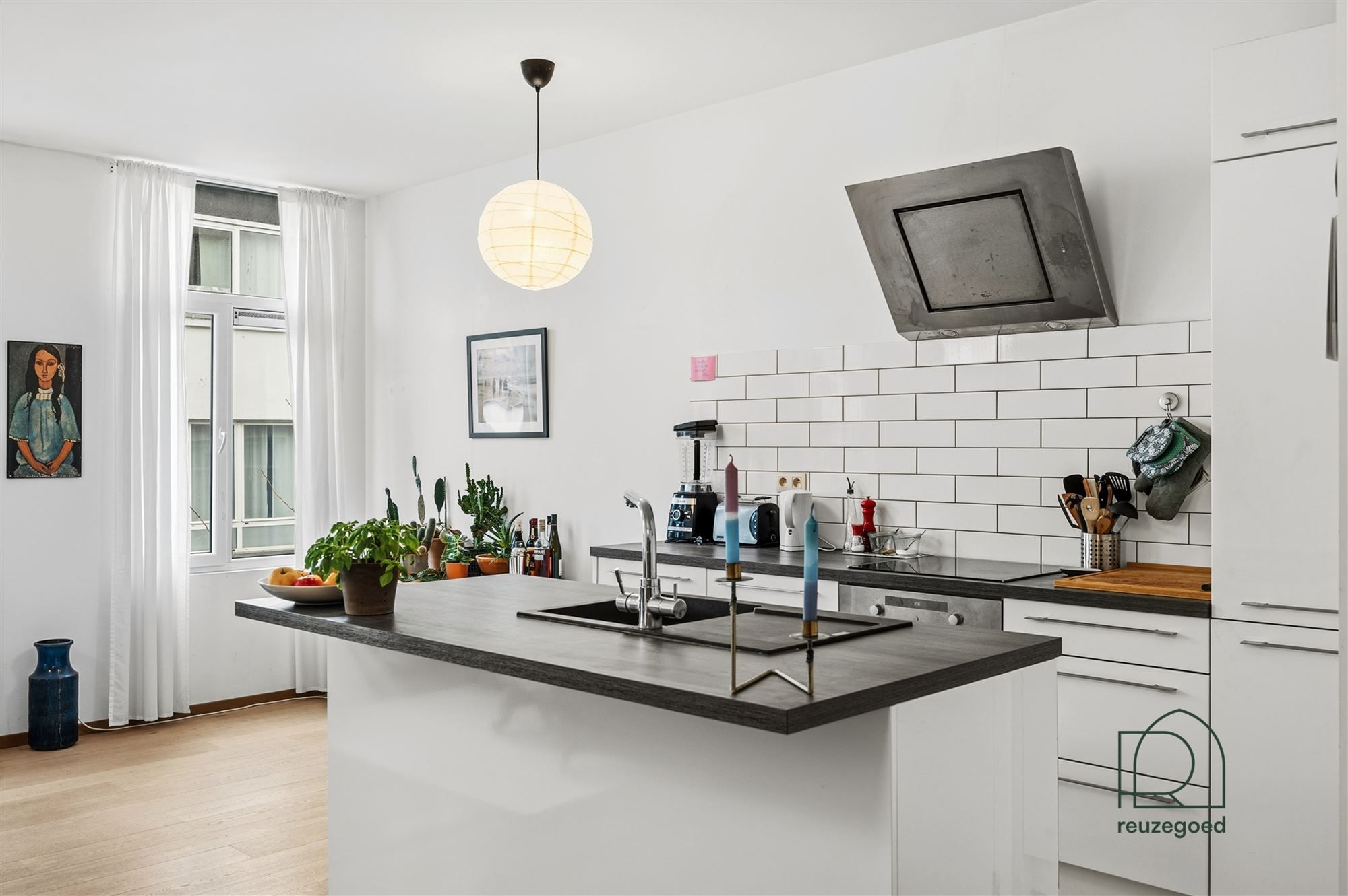 Karaktervol appartement met 2 slaapkamers in Antwerpen foto 15