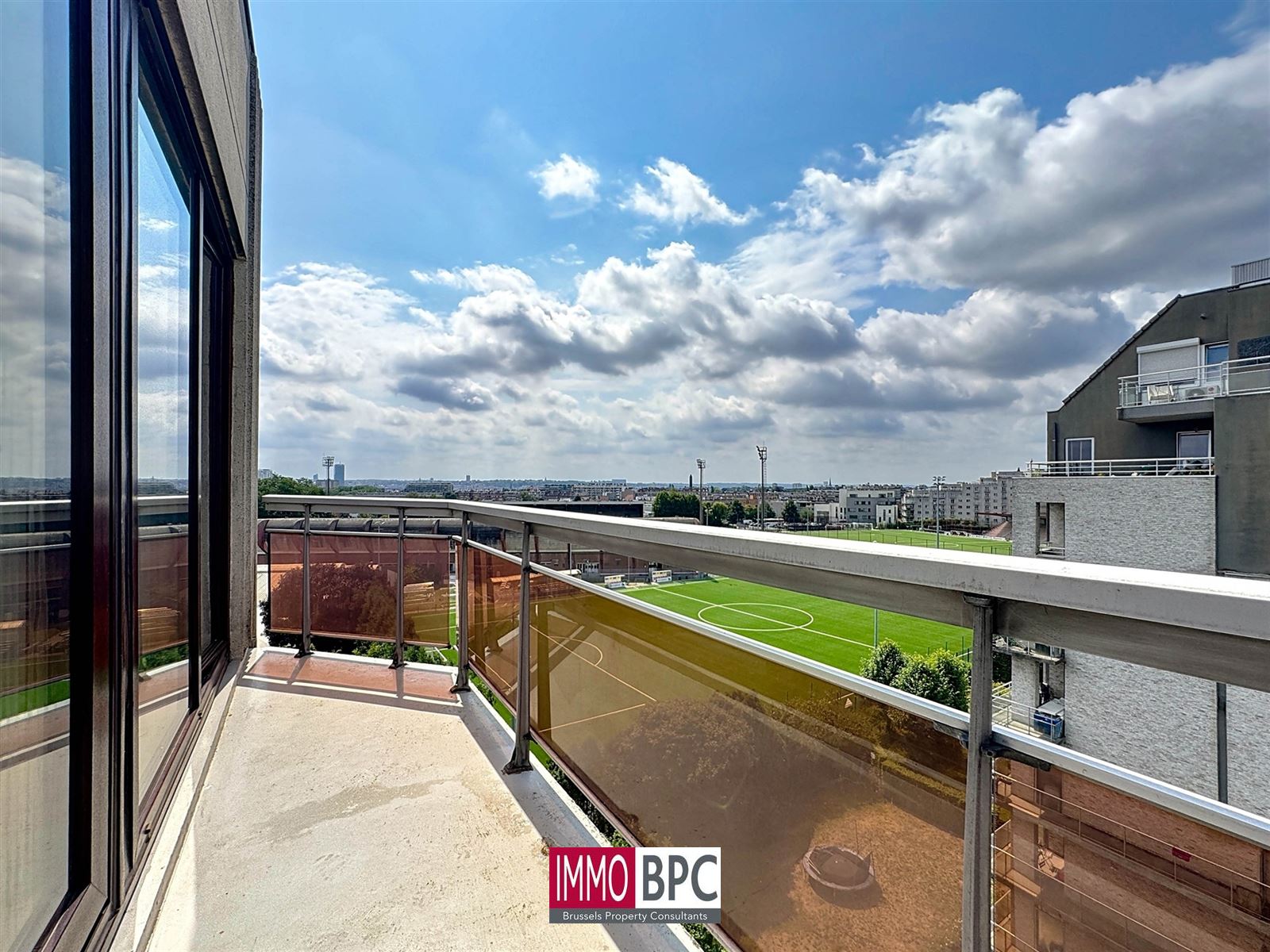 Ruim penthouse met drie terrassen en prachtig uitzicht foto 22