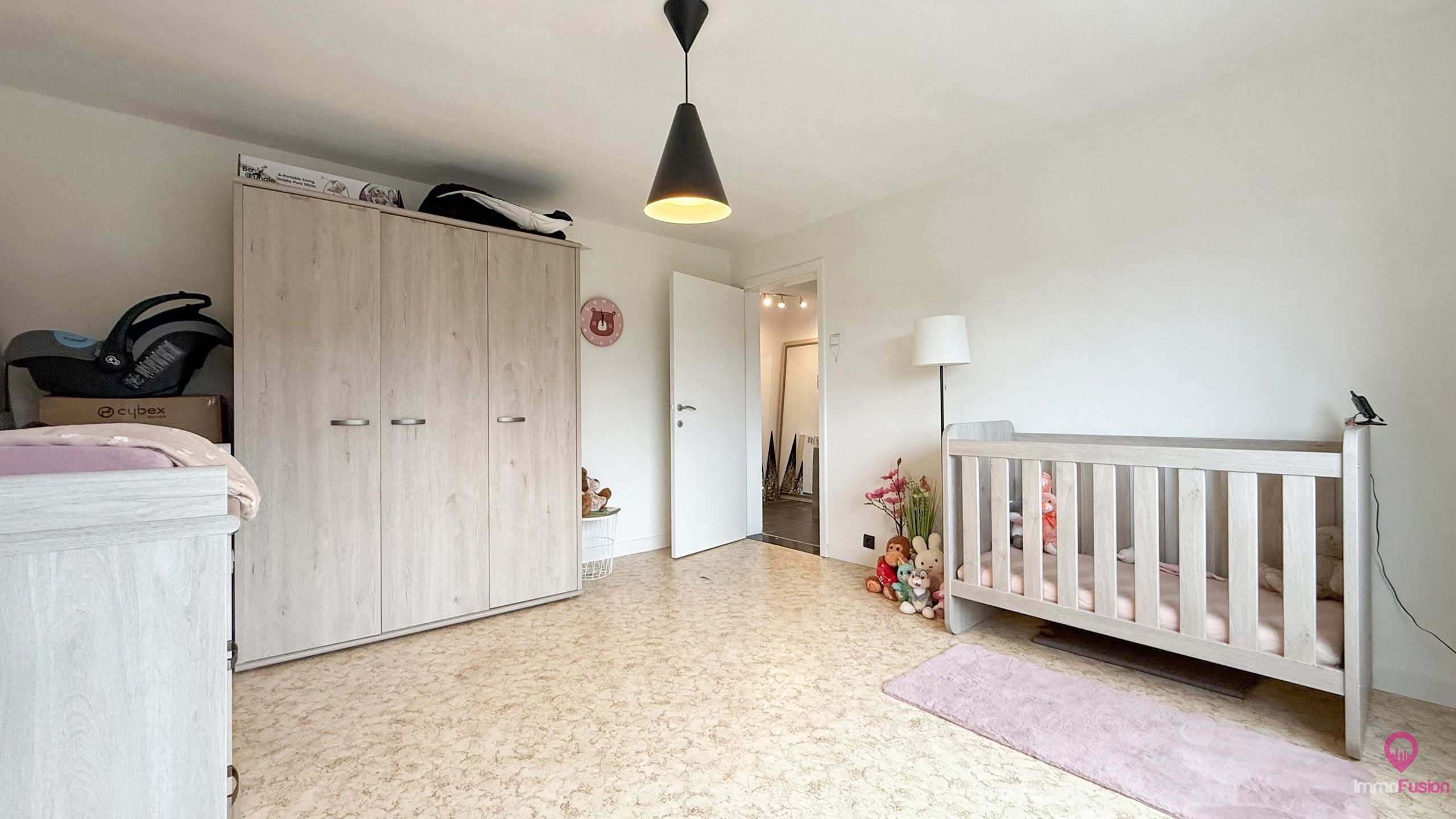 Instapklare woning met praktische indeling gelegen te Halen! foto 25