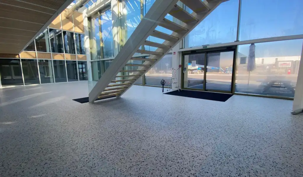 Magazijn te huur langs E34 in Turnhout foto 10