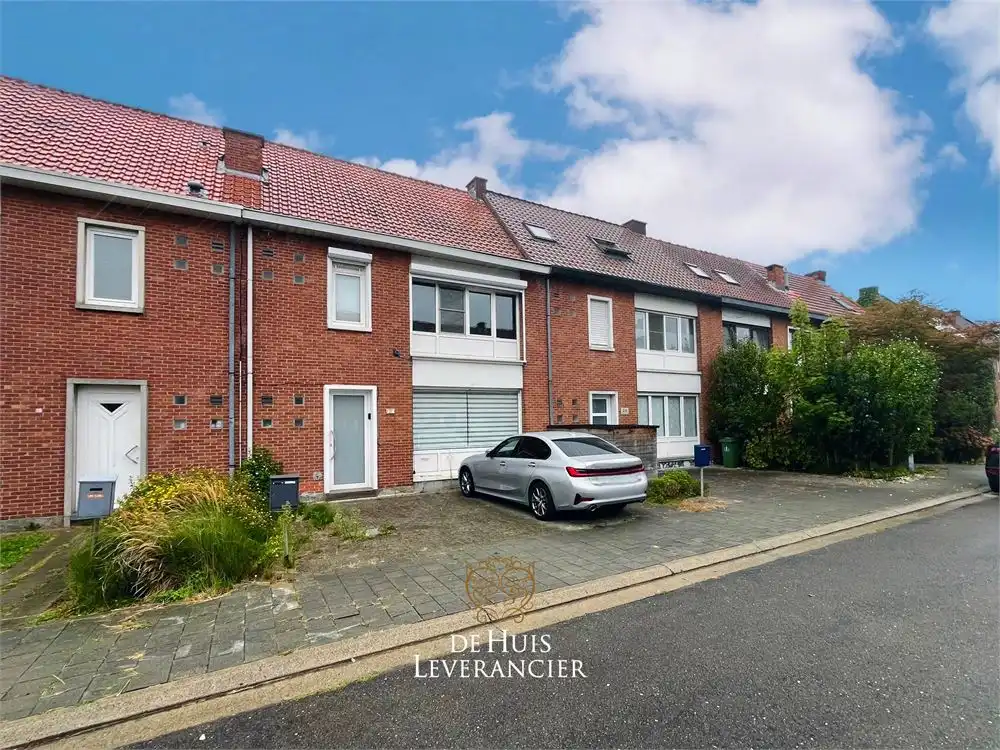 Instapklare gezinswoning (4 slpks) met garage in de Altenawijk foto 22