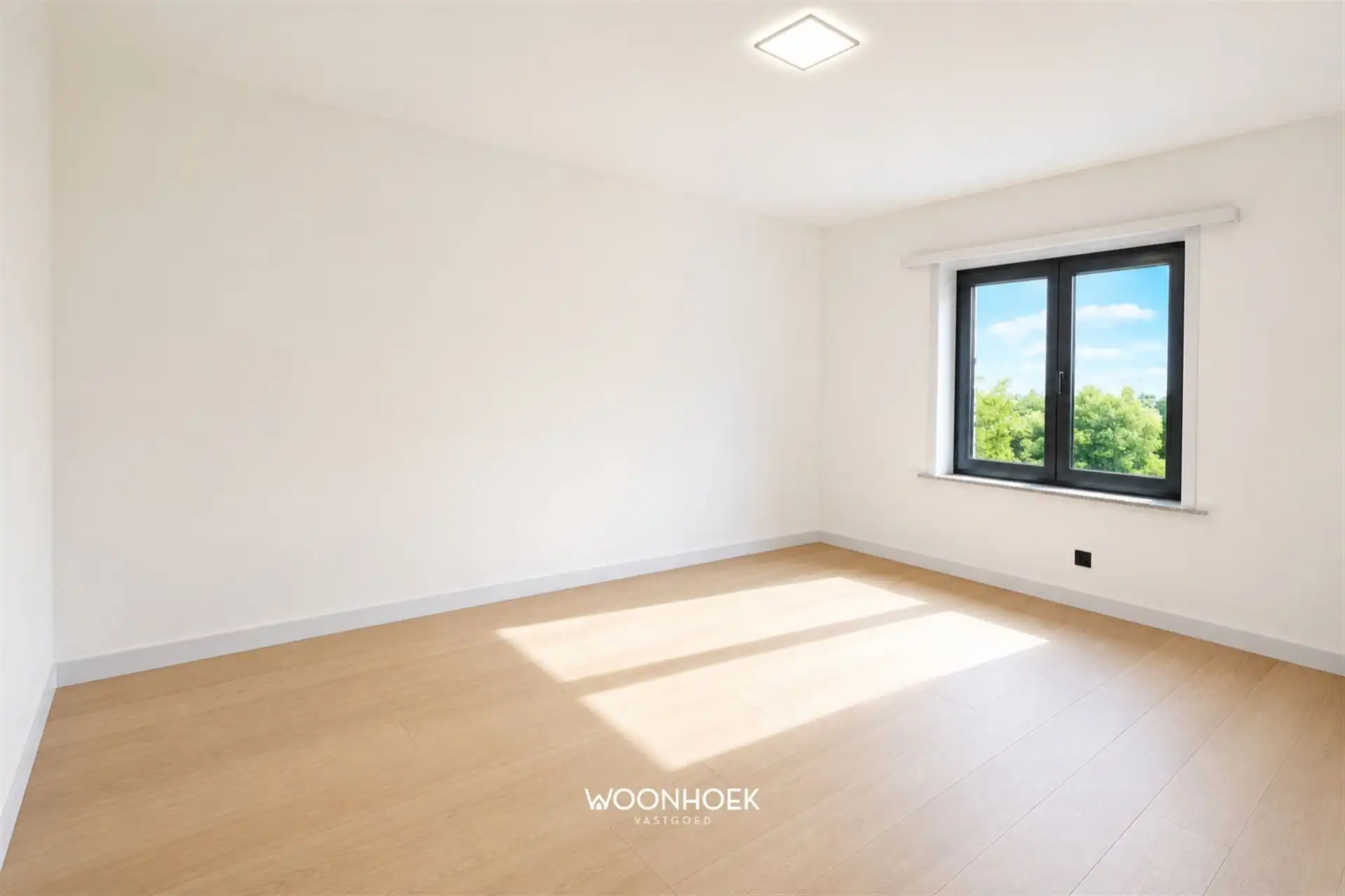 Modern 2-slpk appartement met 2 terrassen foto 11