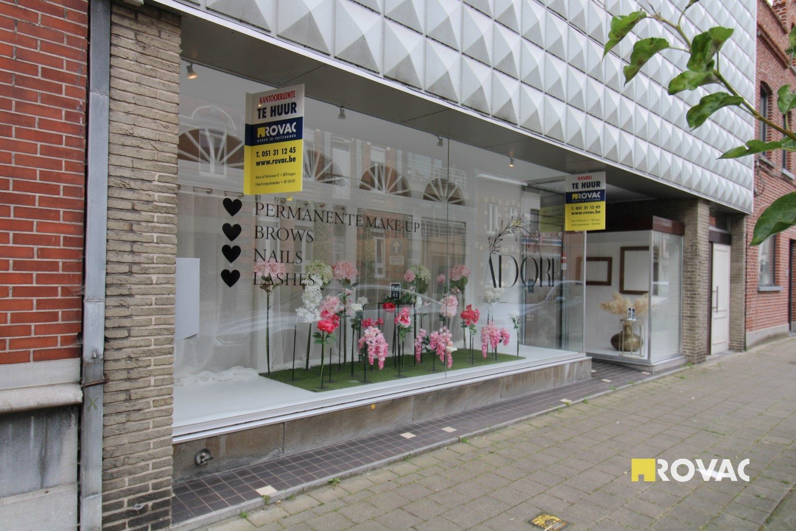 Commerciële ruimte te huur Roeselaarsestraat 111 - - 8870 Izegem