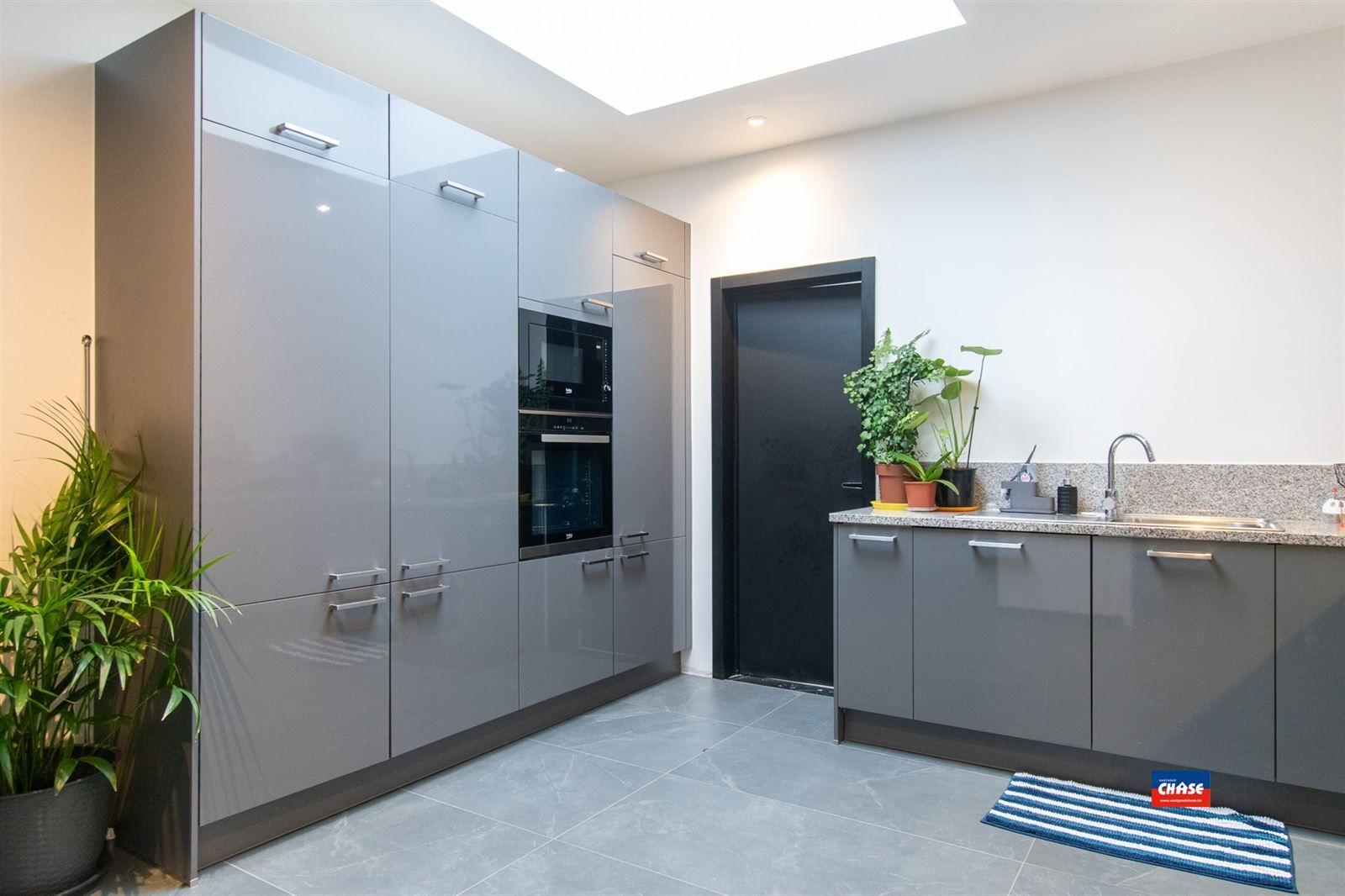 Instapklare woning met 4 slaapkamers foto 3