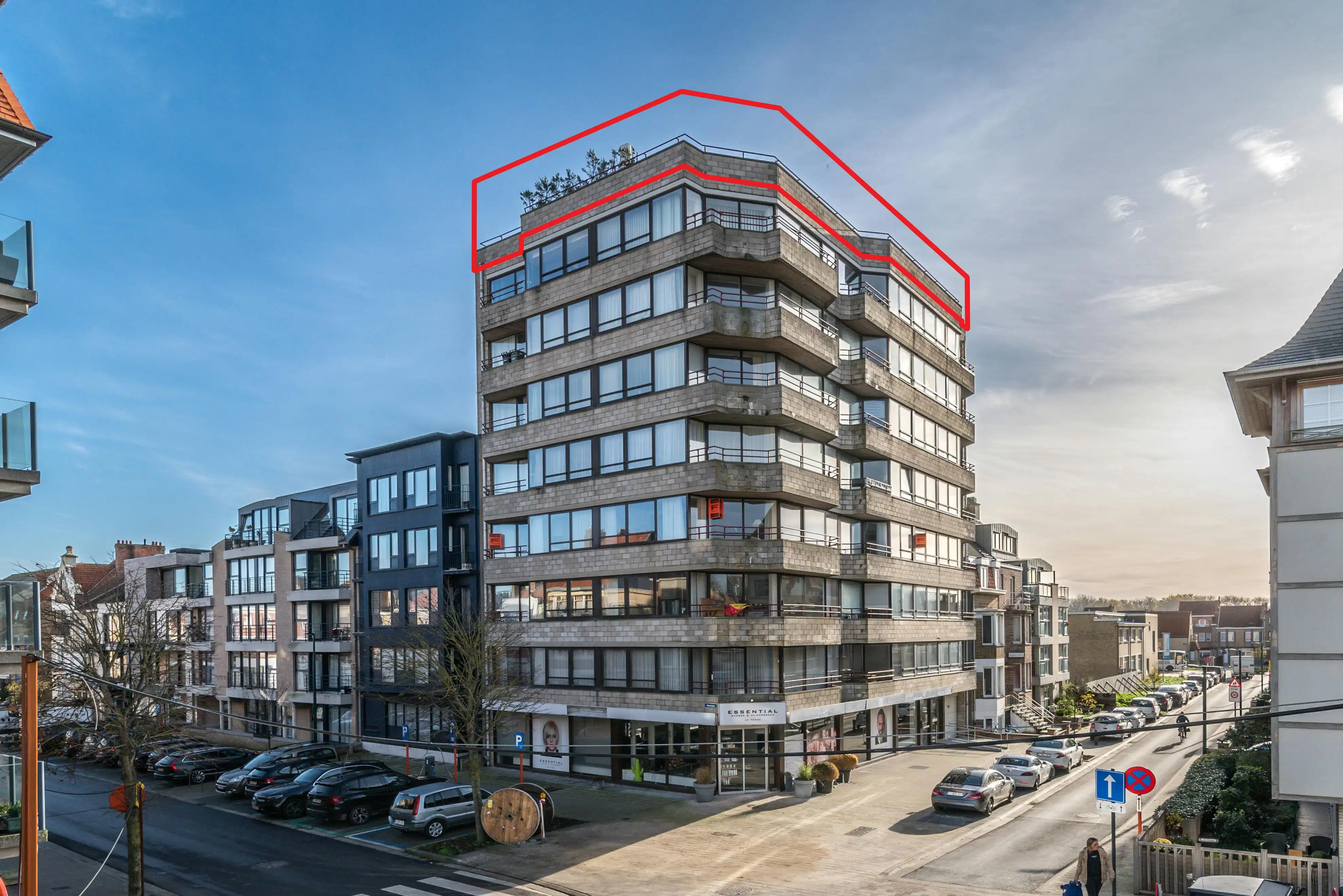 Penthouse met magnifiek zicht op de markt van De Panne foto 14