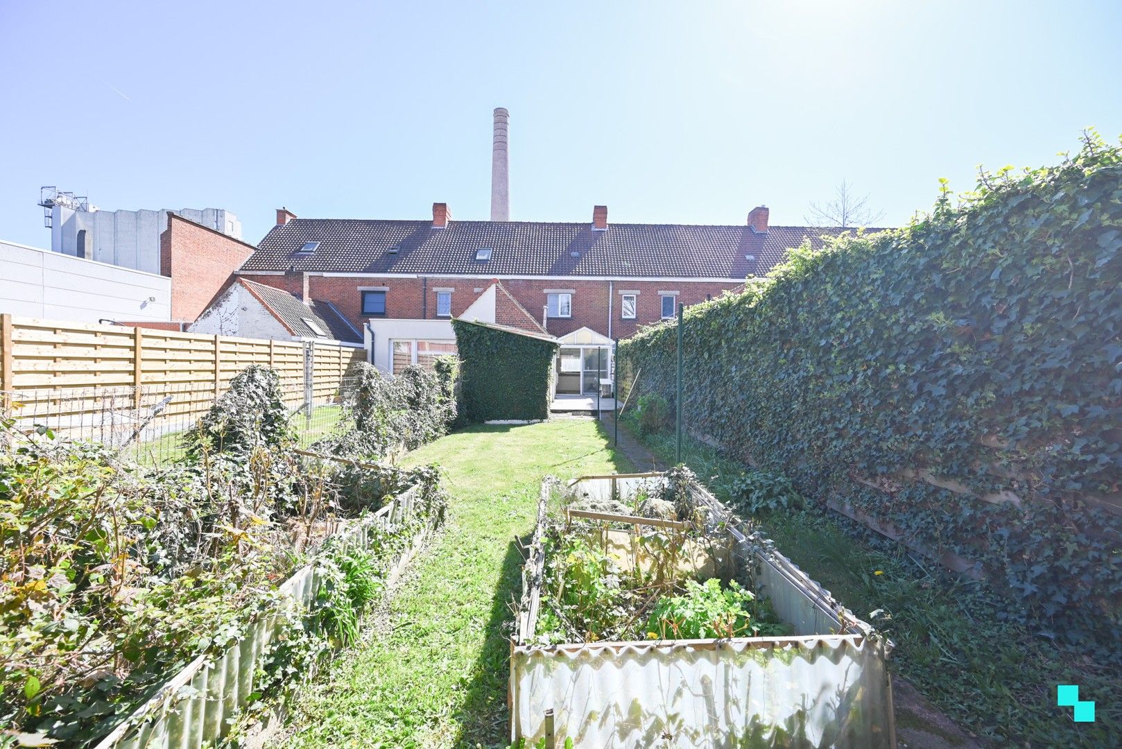 Knusse ééngezinswoning in hartje Izegem foto 3