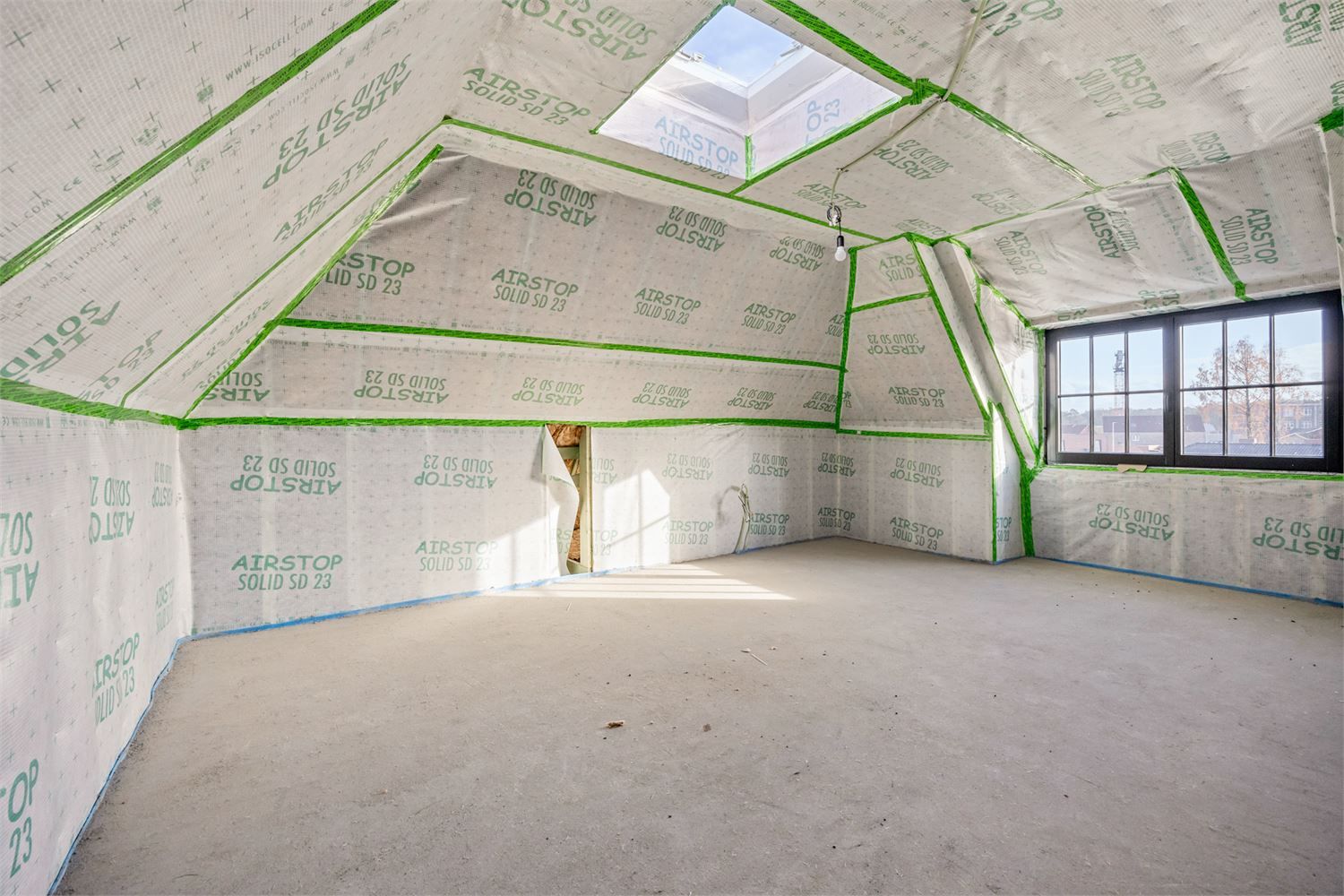 IDEALIS VASTGOED - BIJZONDERE WONING OP EEN KNAP PERCEEL VAN 10A 25CA OP RESIDENTIELE LOCATIE! foto 41