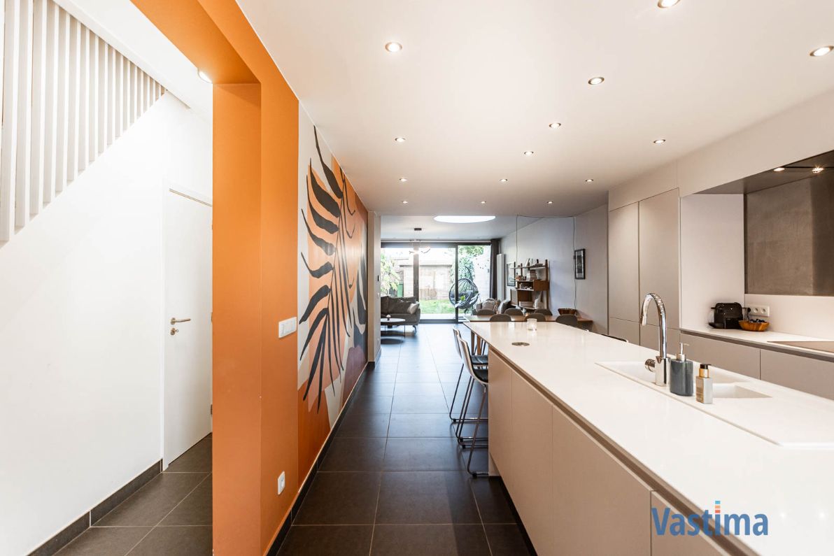 Instapklare, lichtrijke én gerenoveerde gezinswoning foto 3