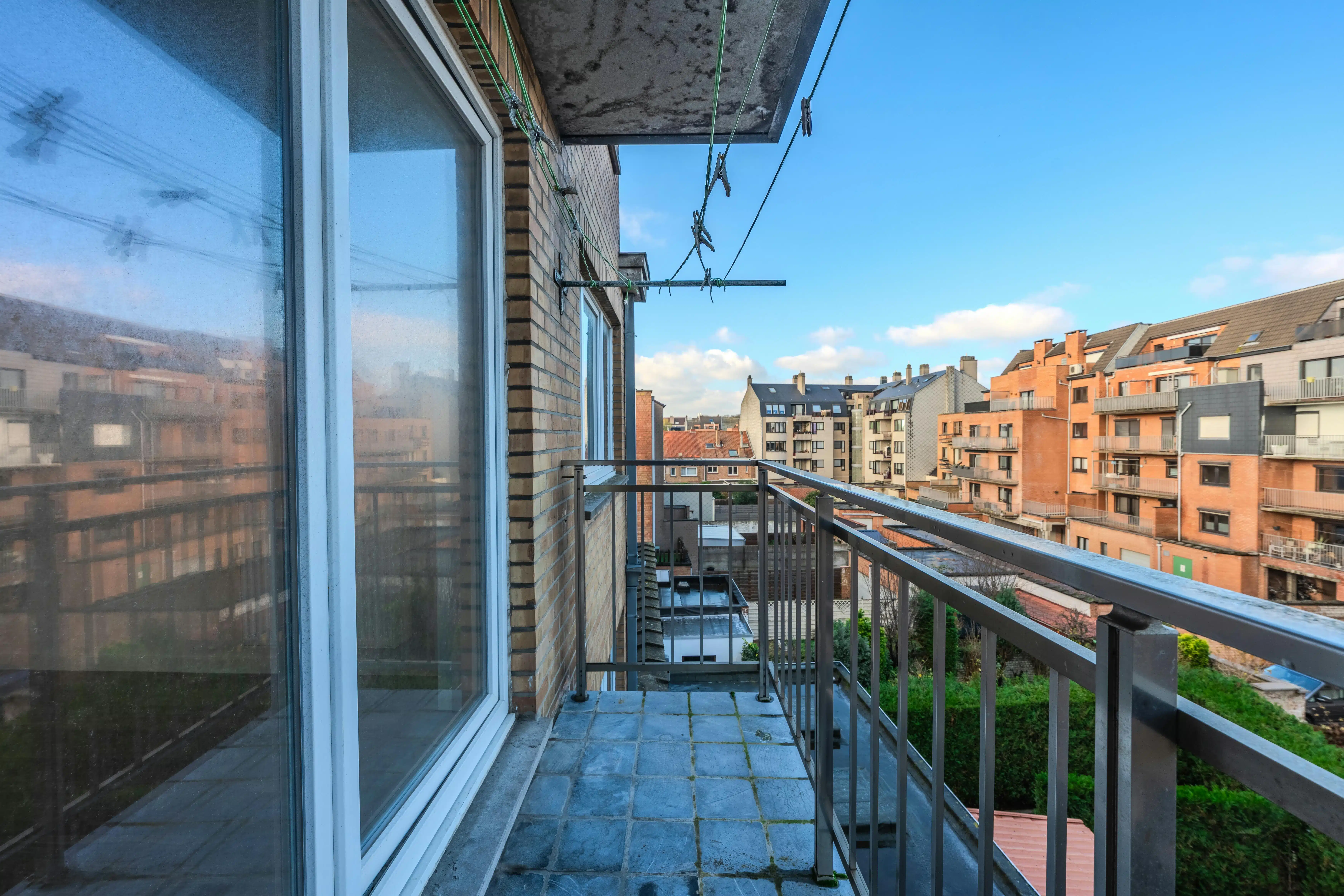 Instapklaar 2-slaapkamerappartement te Oostende foto 10